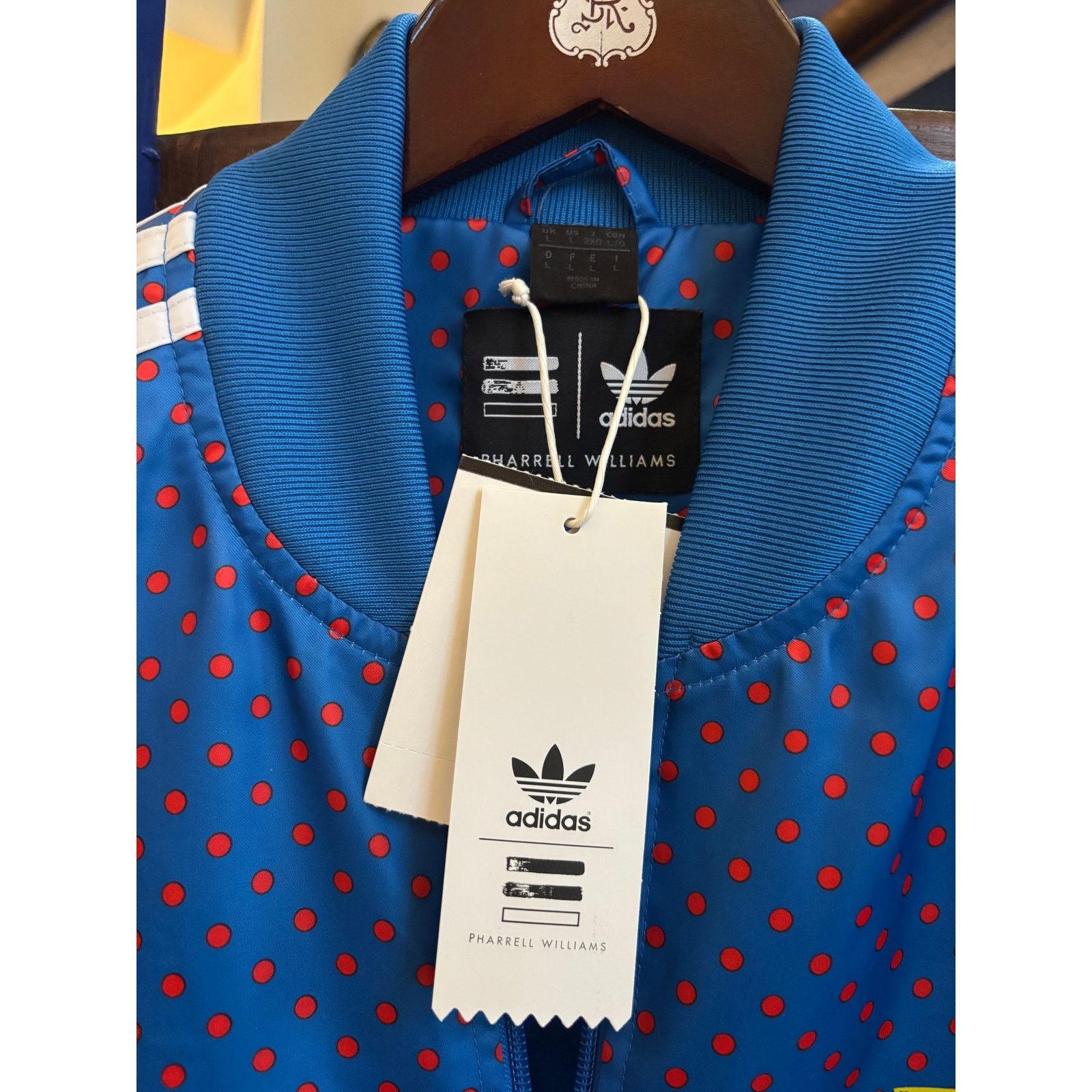 Adidas Adidas x Pharrell Williams Blue Polka Dot Track Jacket L NWT Size US L / EU 52-54 / 3 - 4 Thumbnail