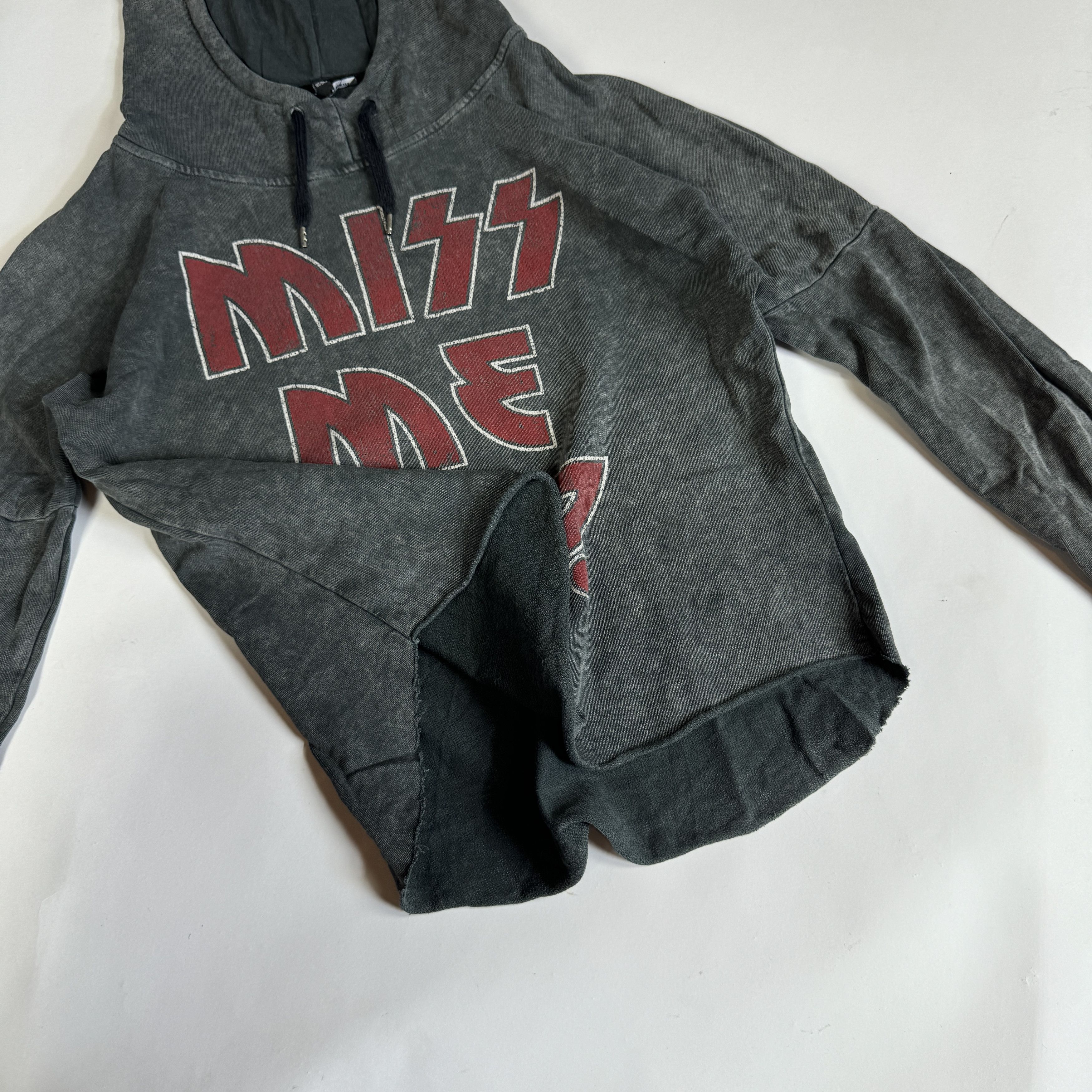 Vintage Miss Me Yet? distressed washed cropped hoodie boxy 90s Size US M / EU 48-50 / 2 - 3 Thumbnail