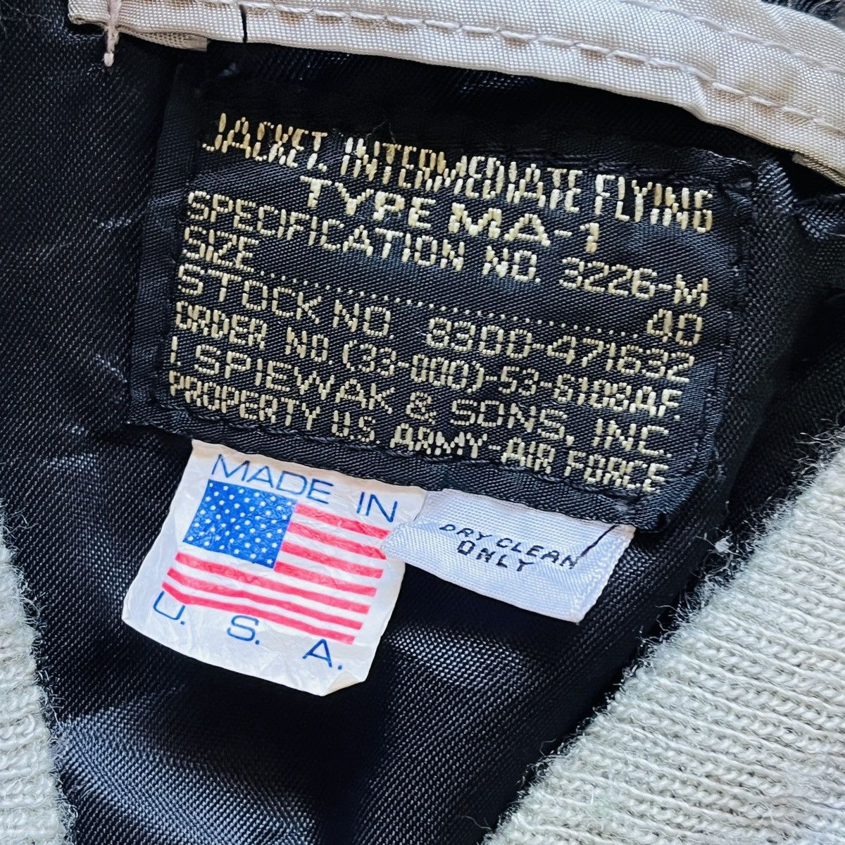 I. Spiewak And Sons Vintage I Spiewak & Sons Inc Bomber MA-1 Jacket Size US M / EU 48-50 / 2 - 19 Thumbnail