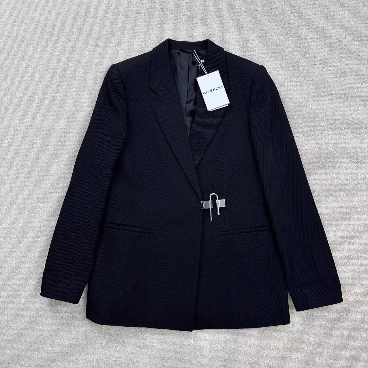 Givenchy Givenchy Lock blazer 38 FR new Size S / US 4 / IT 40 - 1 Thumbnail