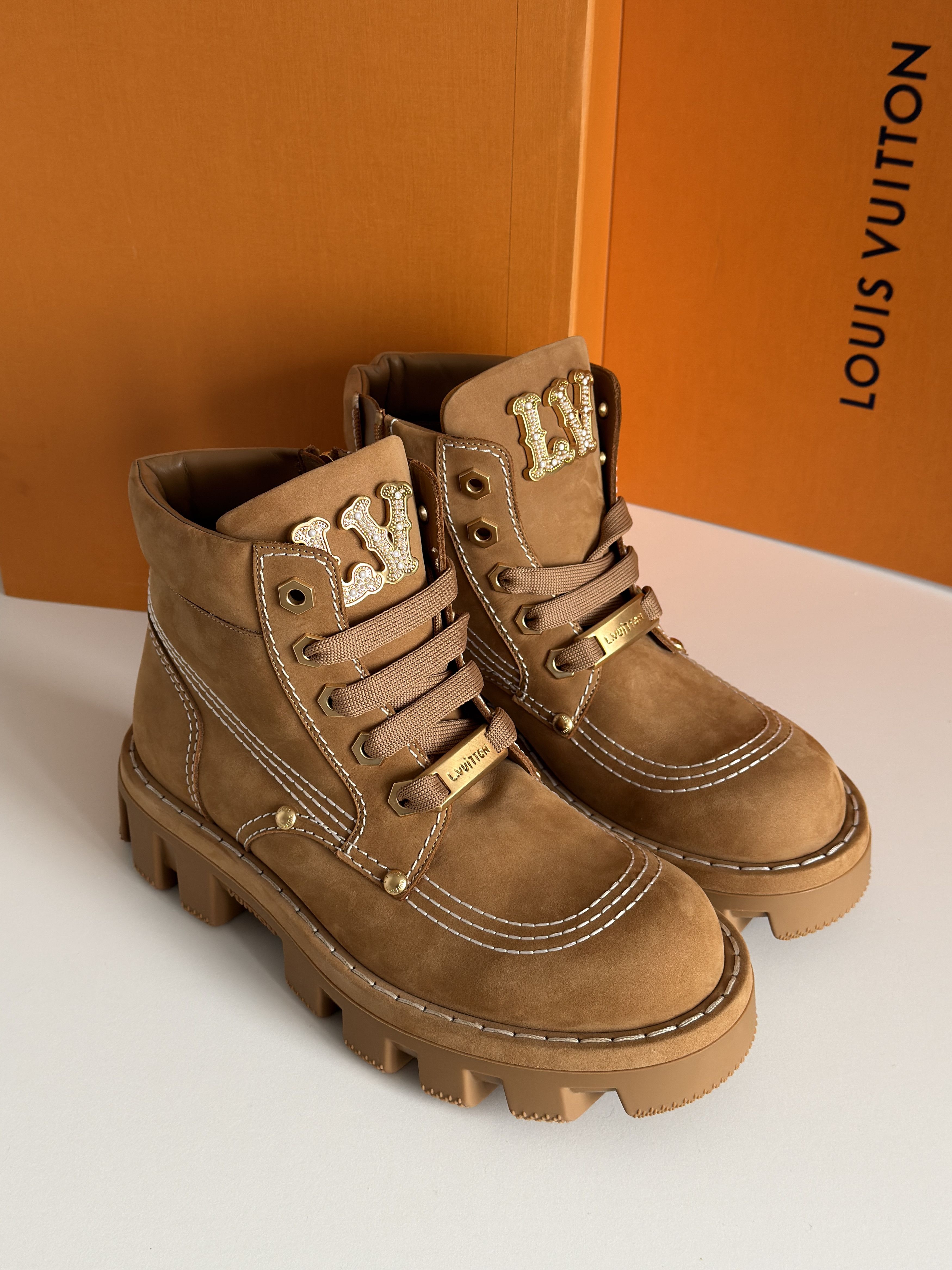 Louis Vuitton LV Checker Ankle Boot | size 8lv Size US 8 / EU 41 - 2 Thumbnail