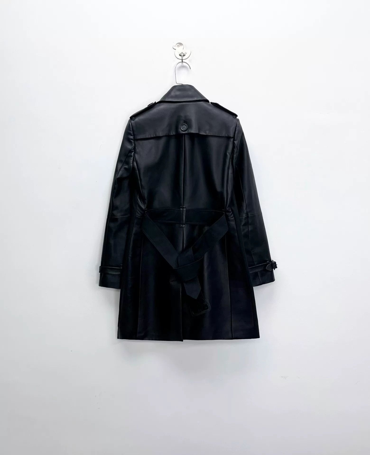 Burberry Burberry Black Lambskin Kensington Trench Coat Size US M / EU 48-50 / 2 - 2 Thumbnail