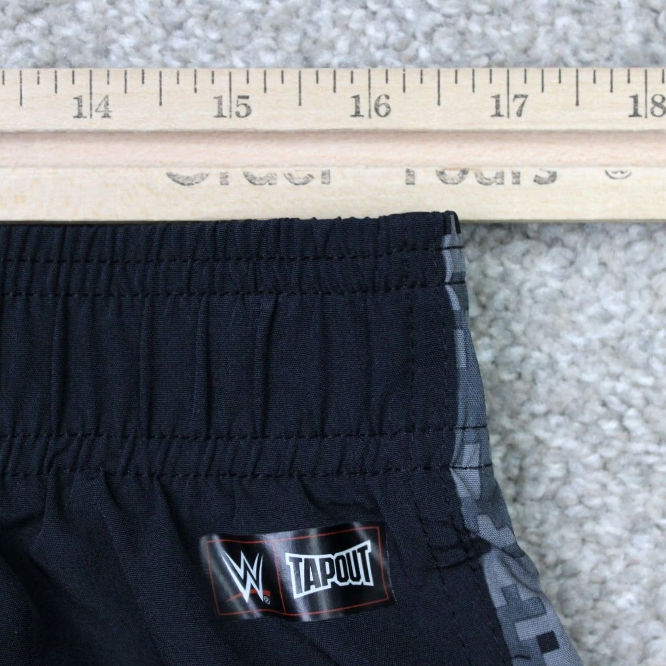 Tapout Tapout x WWE Shorts Men Large Black 8" Workout Gym Training MMA Athletic Stretch Size US 33 - 7 Thumbnail