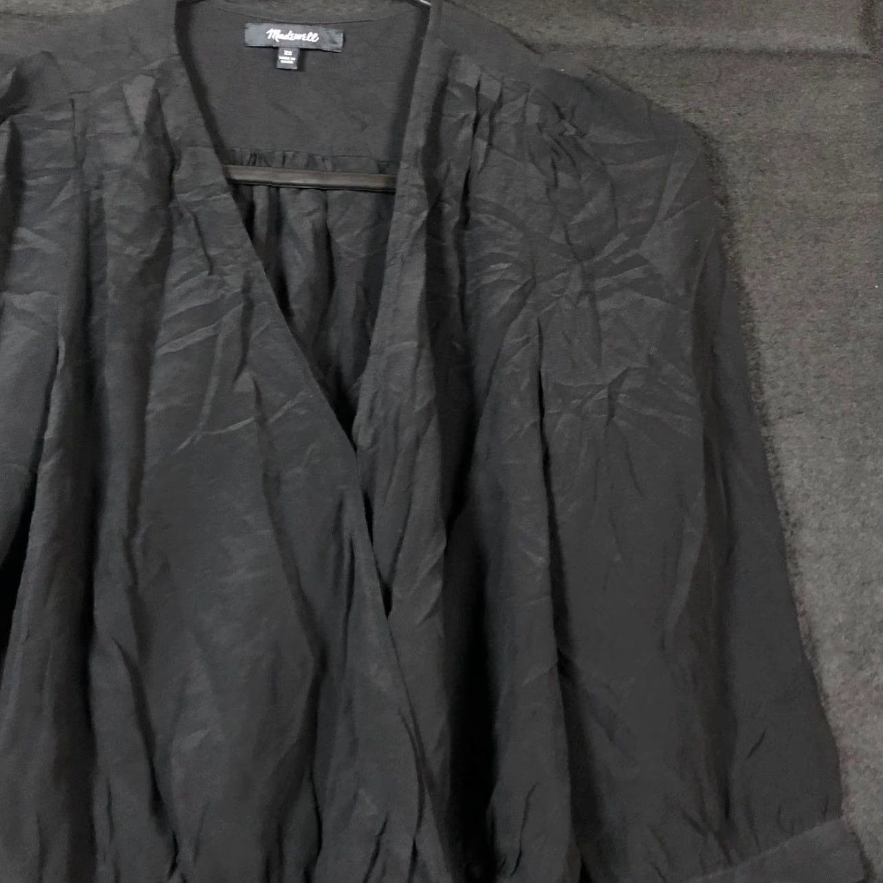 Madewell Madewell Blouse Womens XS Black 100% Silk V-Neck Wrap Side Tie Size XS / US 0-2 / IT 36-38 - 5 Thumbnail