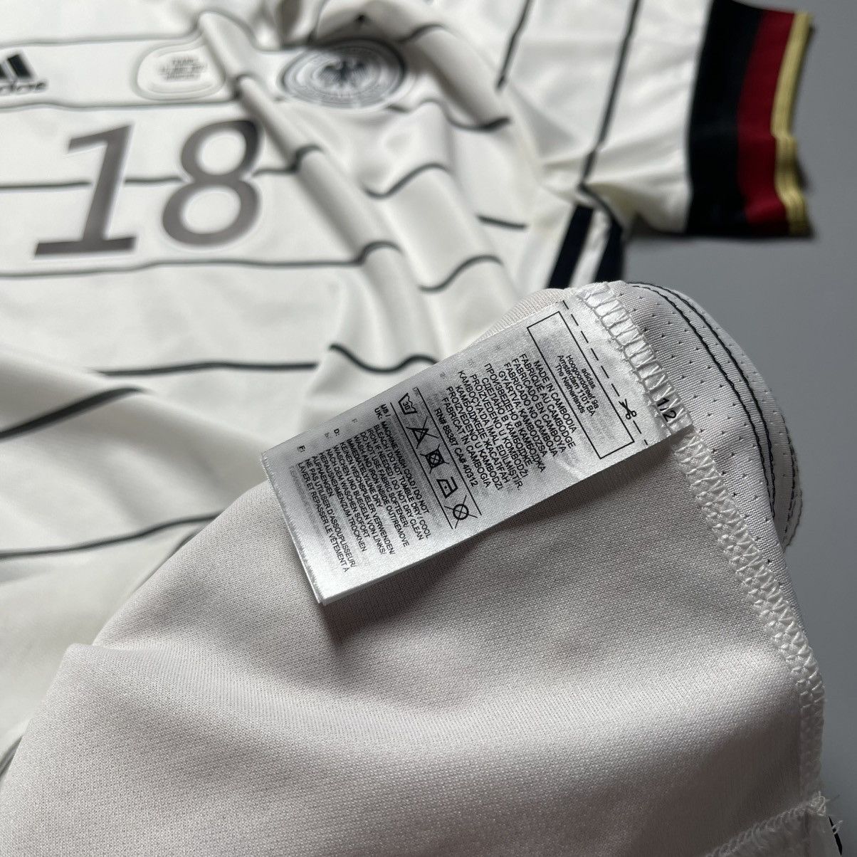 Adidas GERMANY ADIDAS 2020 EURO FOOTBALL HOME JERSEY #18 GORETZKA Size US L / EU 52-54 / 3 - 14 Thumbnail