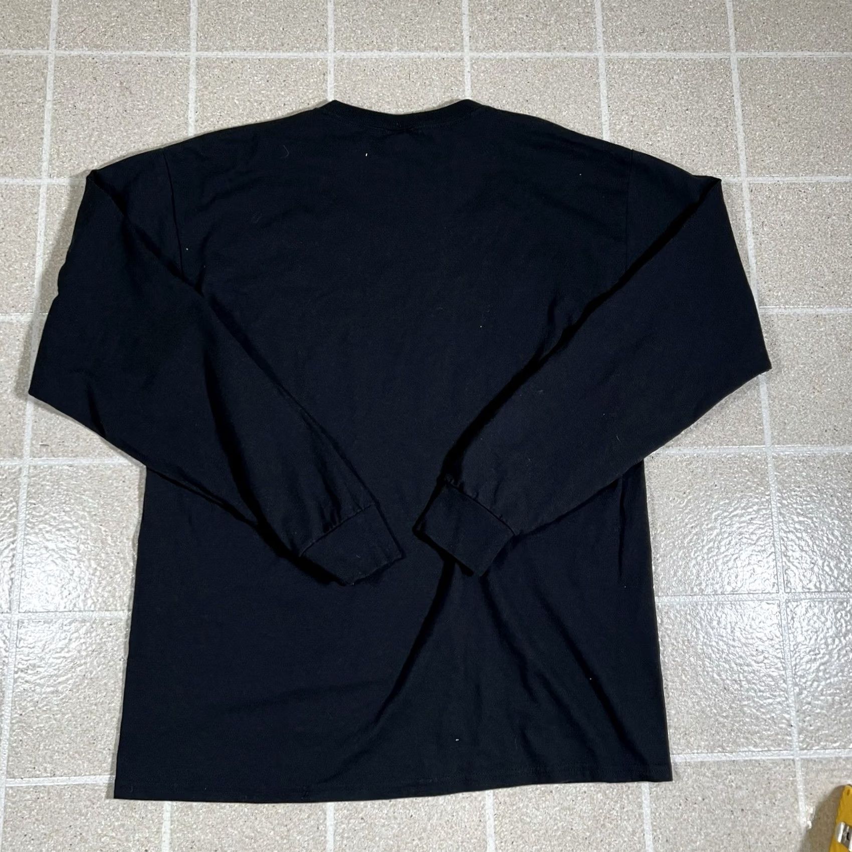 Vintage VINTAGE Cavalcade Of Cars Longsleeve Tshirt L Black Grunge Men 80s 90s Racing Cars Mens Size US L / EU 52-54 / 3 - 4 Thumbnail