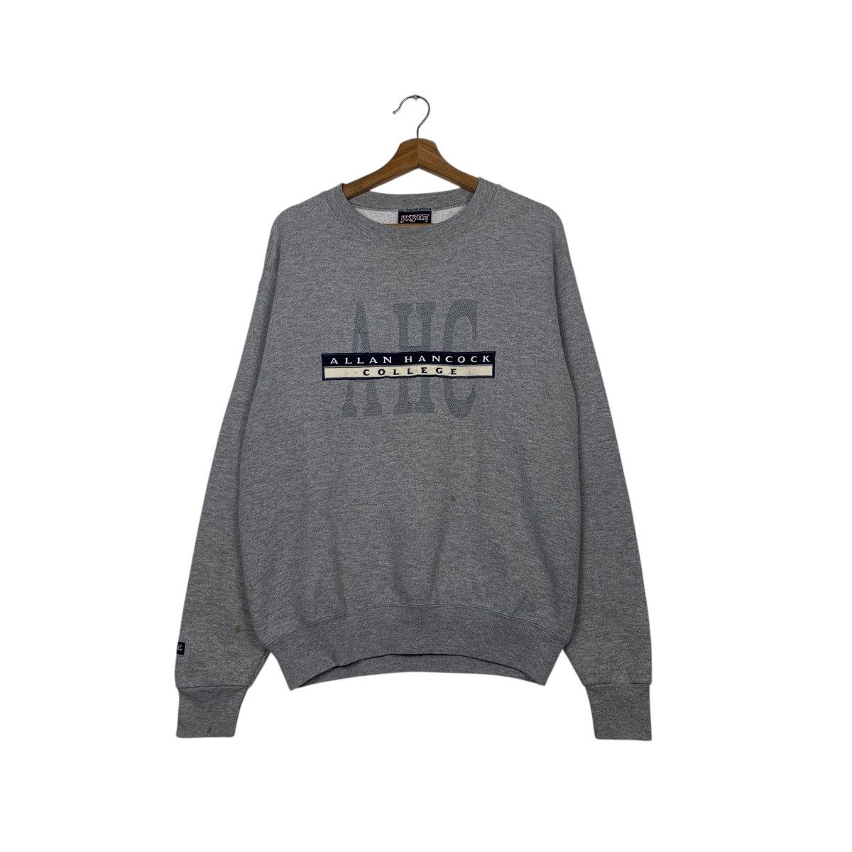 Jansport Vintage Jansport Allan Hancock College Sweatshirt Size US S / EU 44-46 / 1 - 1 Thumbnail