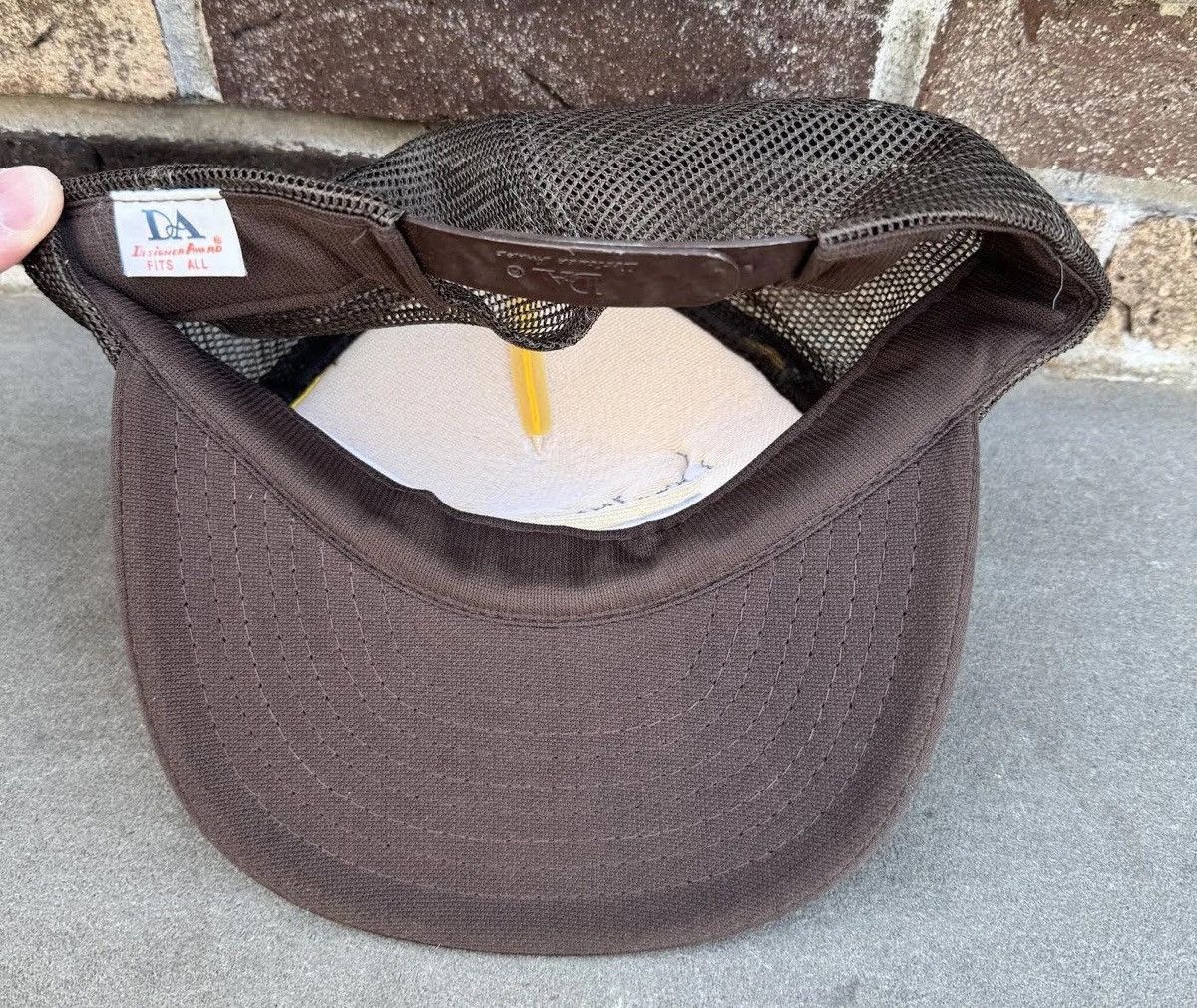 Vintage Vintage Smith & Wesson When Accuracy Counts Trucker Hat Size ONE SIZE - 3 Thumbnail