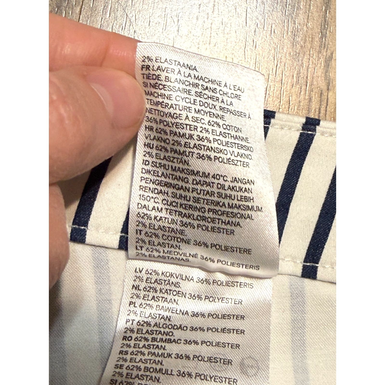 H&M VINTAGE? No — H&M Pants Women’s 8 Blue White Striped Side Zip Straight Leg Mid Rise Pants Shirt? Size 30" / US 8 / IT 44 - 6 Thumbnail