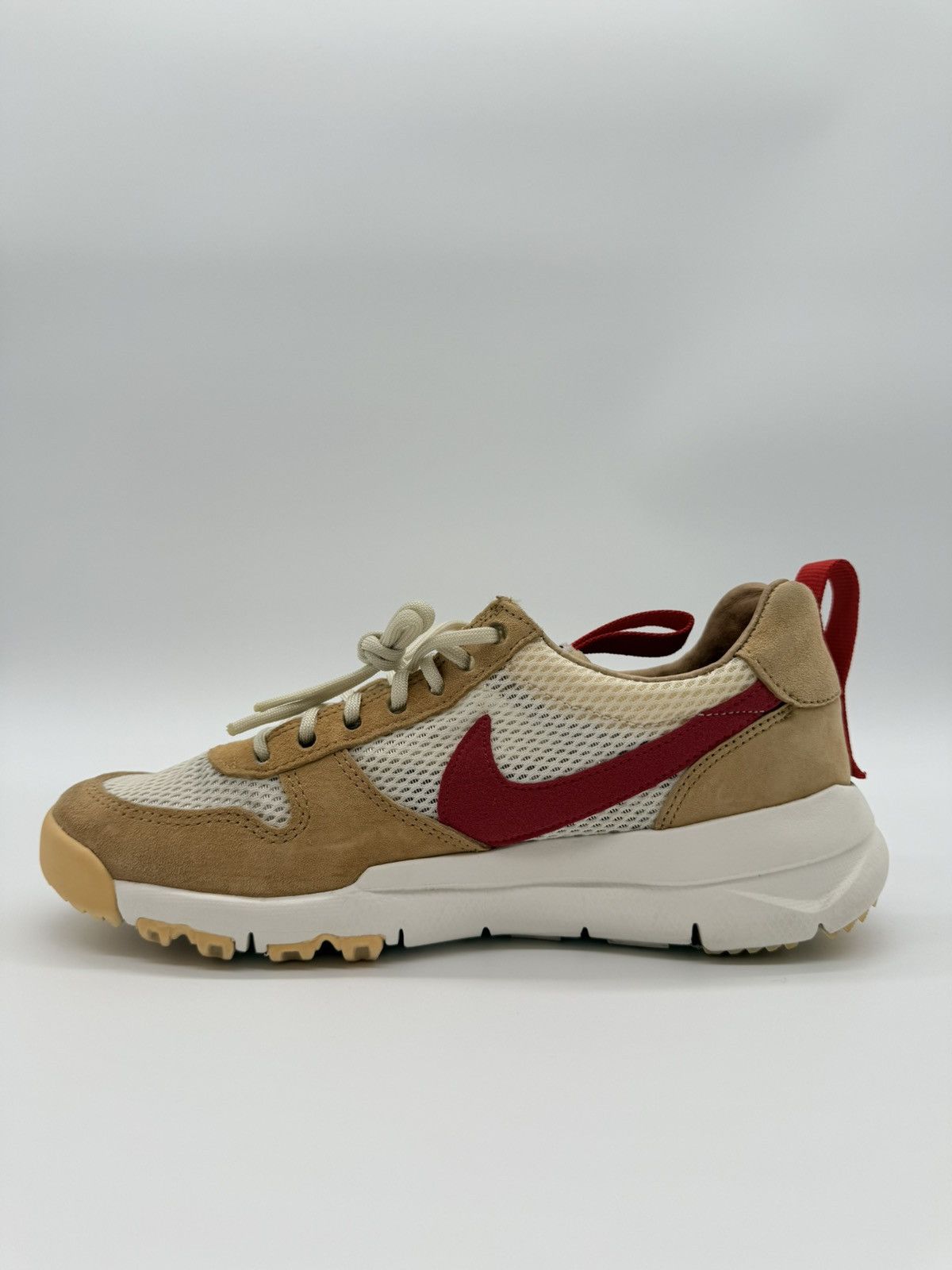 Nike × Tom Sachs Nike Mars Yard 2.0 EU 40 Size US 7 / EU 40 - 2 Thumbnail