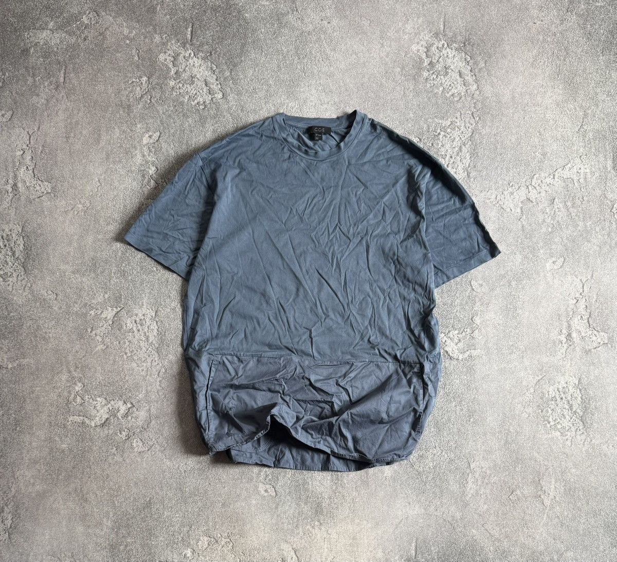Cos COS S/size Tee Tshirt basic minimalism casual Size S / US 4 / IT 40 - 1 Thumbnail