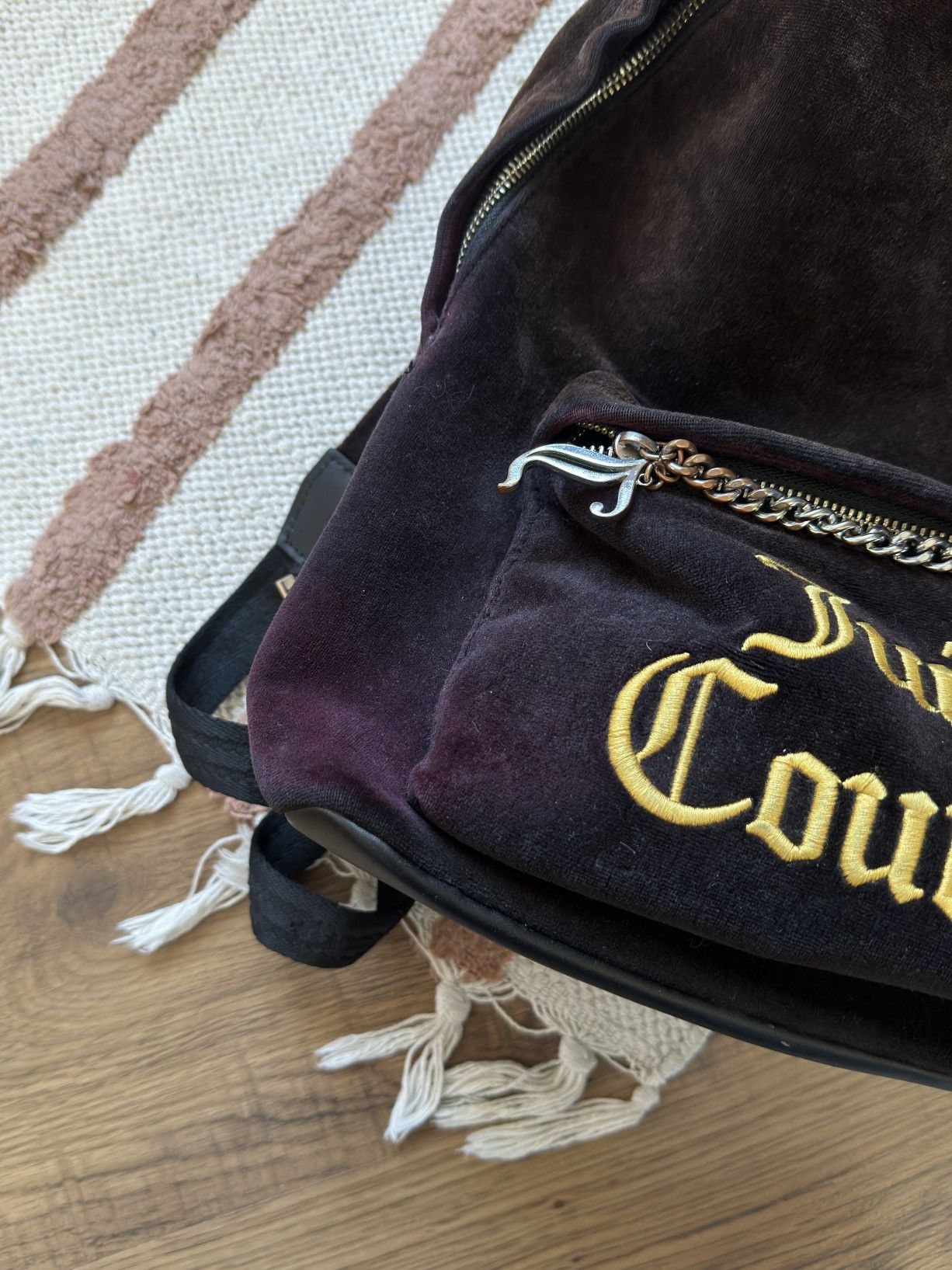 Juicy Couture × Vintage VINTAGE JUICY COUTURE VELOUR CUTE BACKPACK Size ONE SIZE - 2 Thumbnail