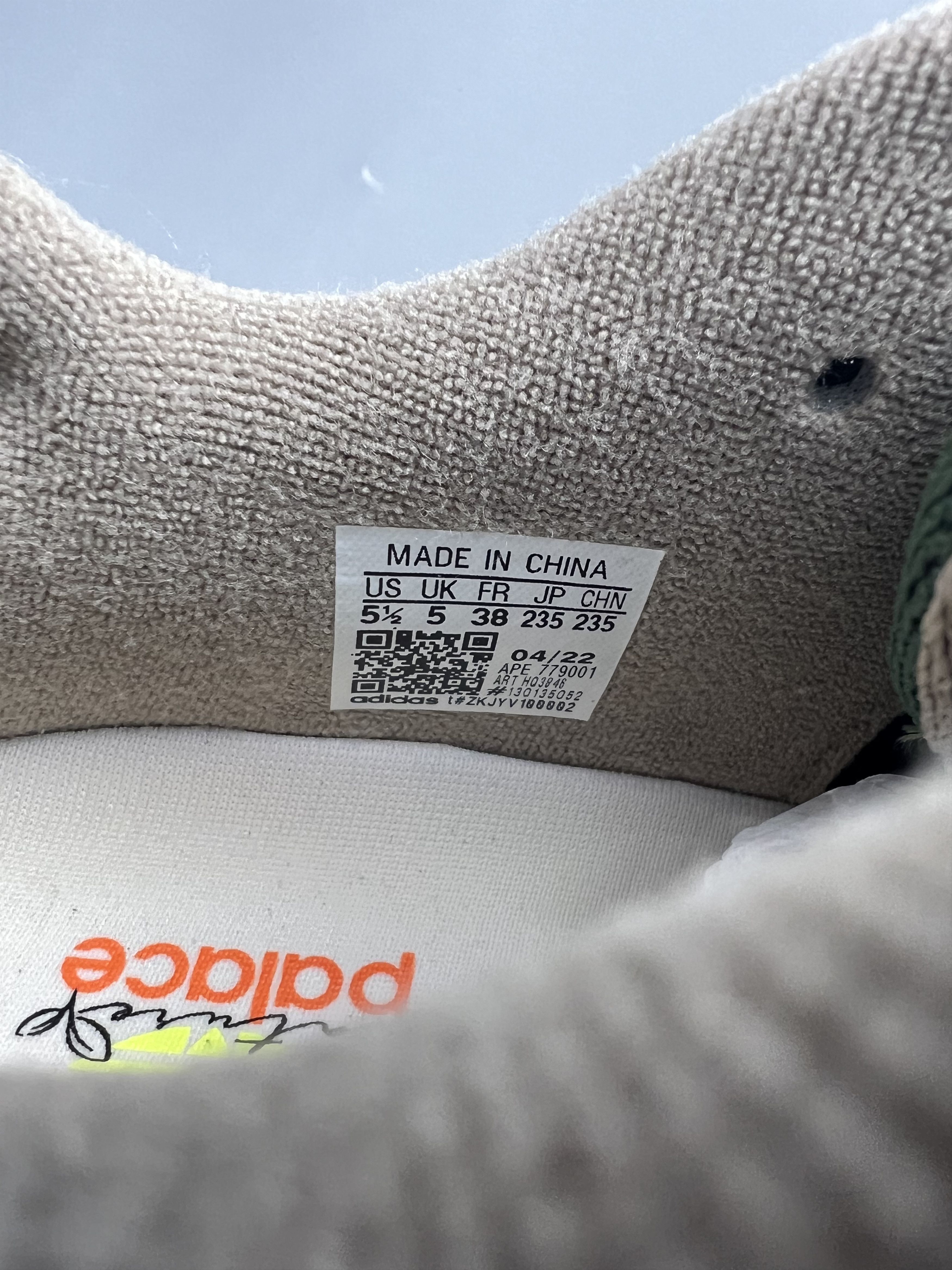 Adidas Adidas ZX 10000 x Palace Size US 7 / IT 37 - 8 Thumbnail