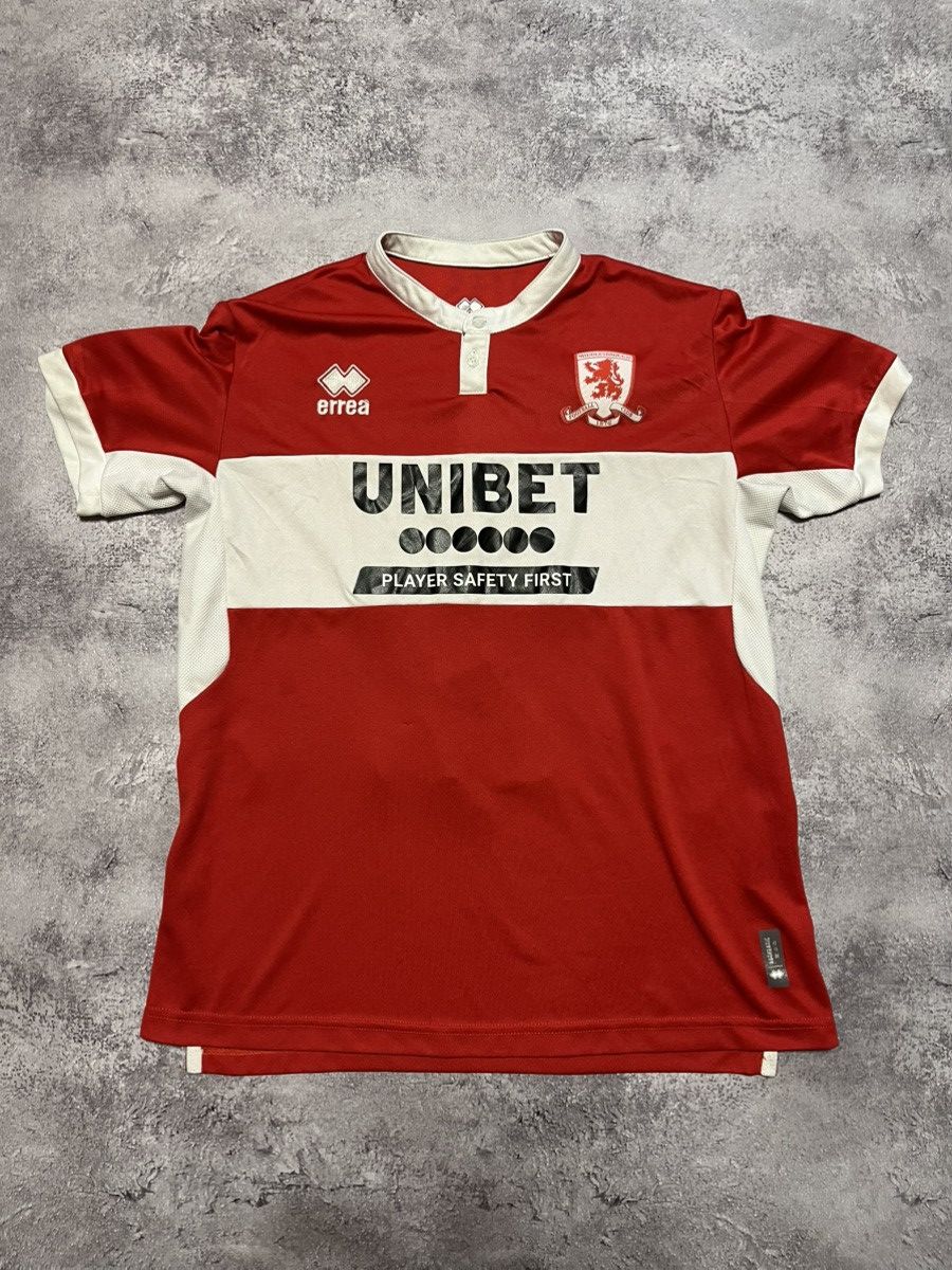 Errea Player Issue Isaiah Jones Middlesbrough 2022/2023 Size US S / EU 44-46 / 1 - 3 Thumbnail