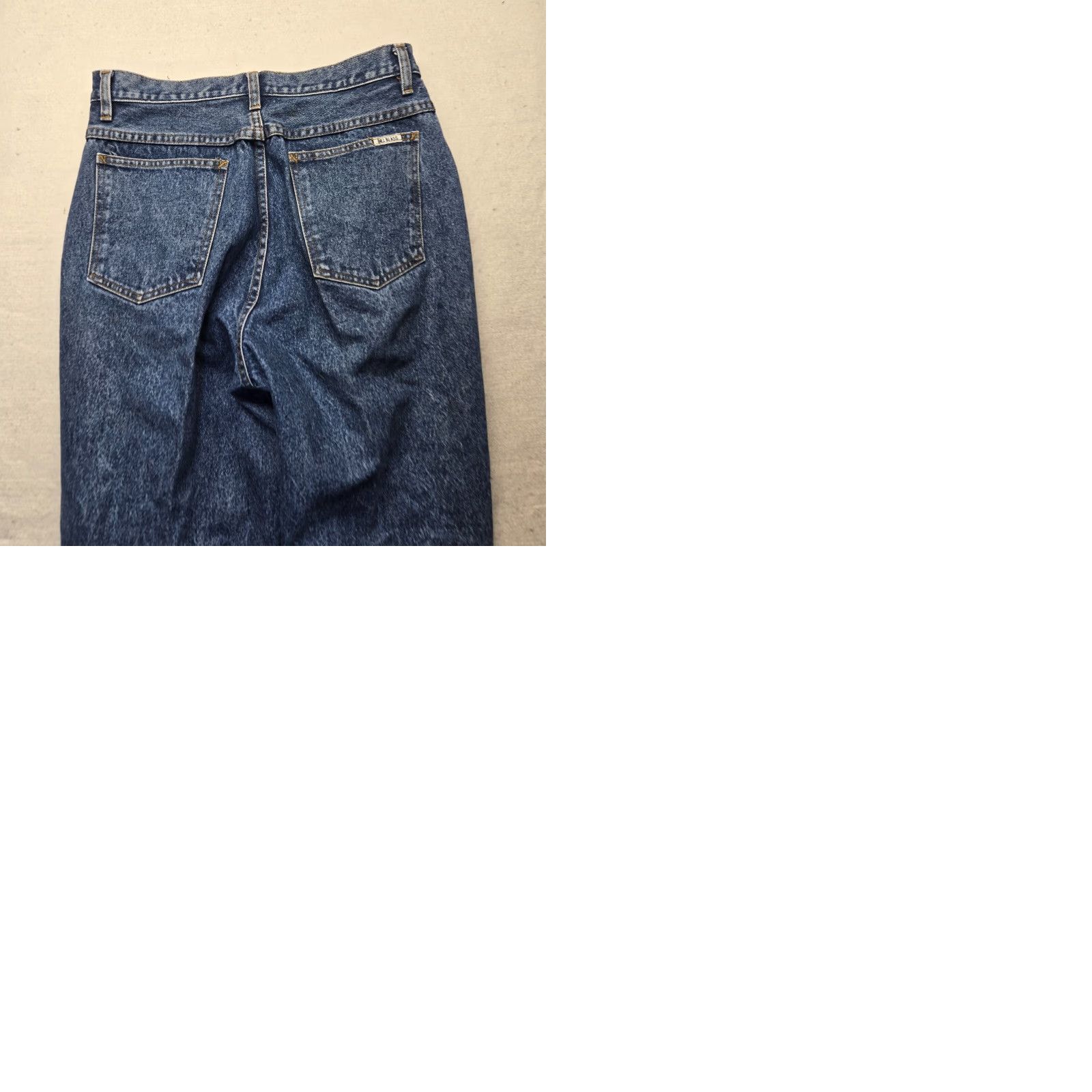Bill Blass VINTAGE Bill Blass Jeans Women's Size 12 Blue Denim 100% Cotton Relaxed Straight Easy Fit Pants 5-Pocket Denim Jeans Blue Men? Size 34" / US 12 / IT 48 - 9 Thumbnail
