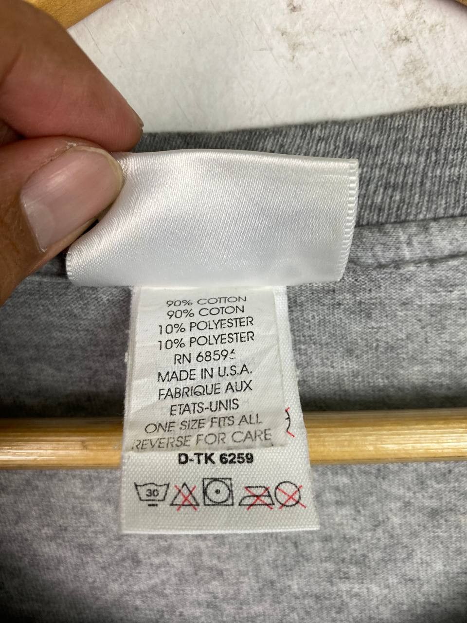 DKNY vintage dkny work tee made in usa nice design Size US XL / EU 56 / 4 - 4 Thumbnail