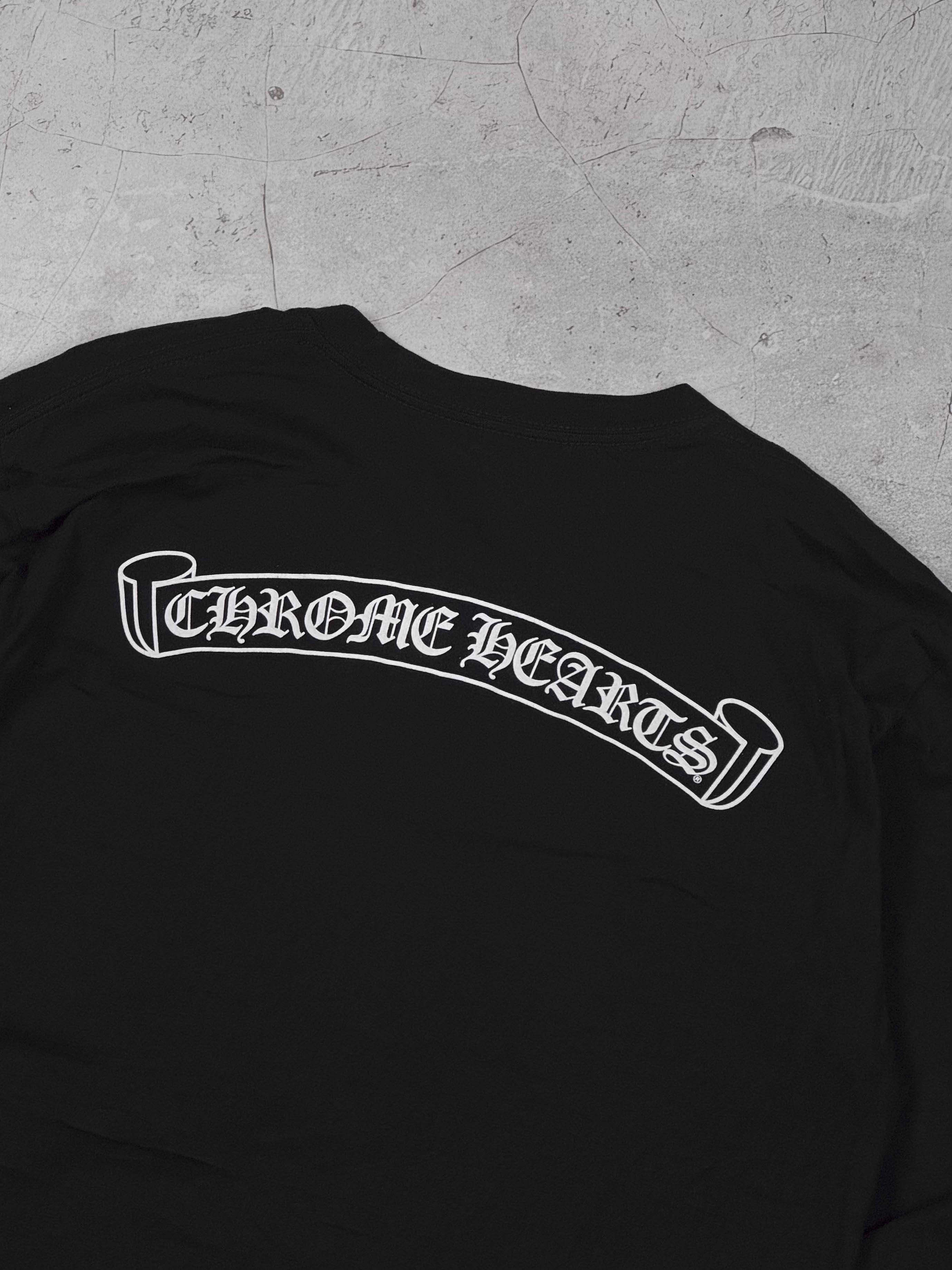 Chrome Hearts Chrome Hearts Scroll Logo Size US L / EU 52-54 / 3 - 3 Thumbnail