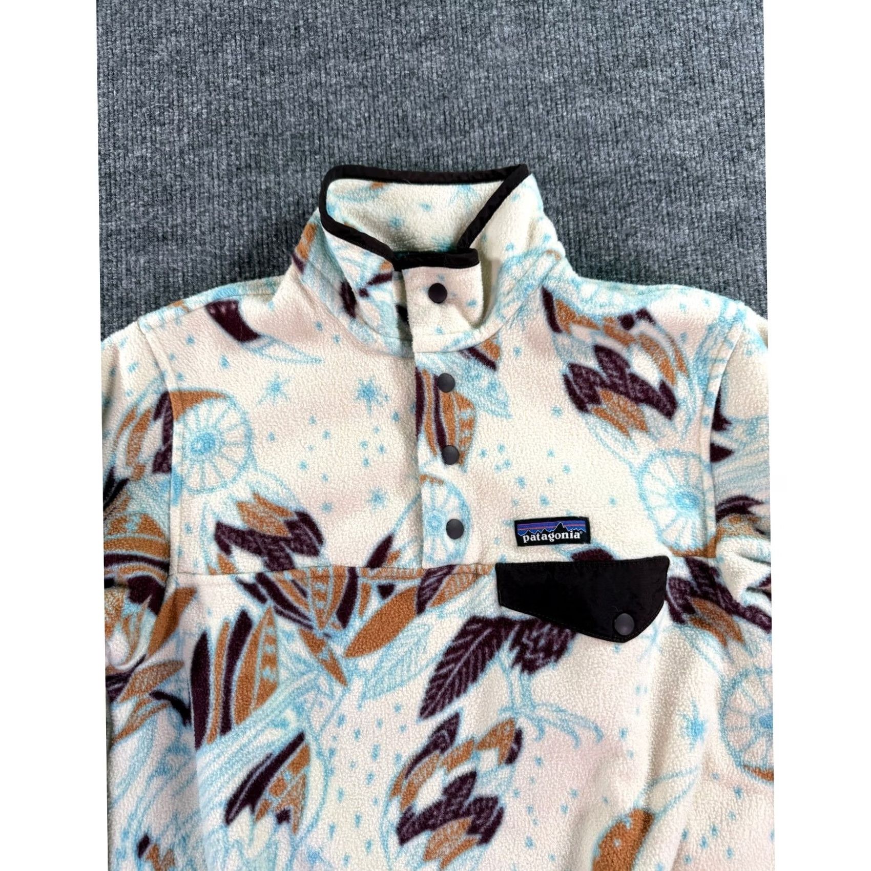 Patagonia Patagonia Synchilla Fleece Pullover Jacket Adult Small Cream Owl Print AOP Size S / US 4 / IT 40 - 2 Thumbnail