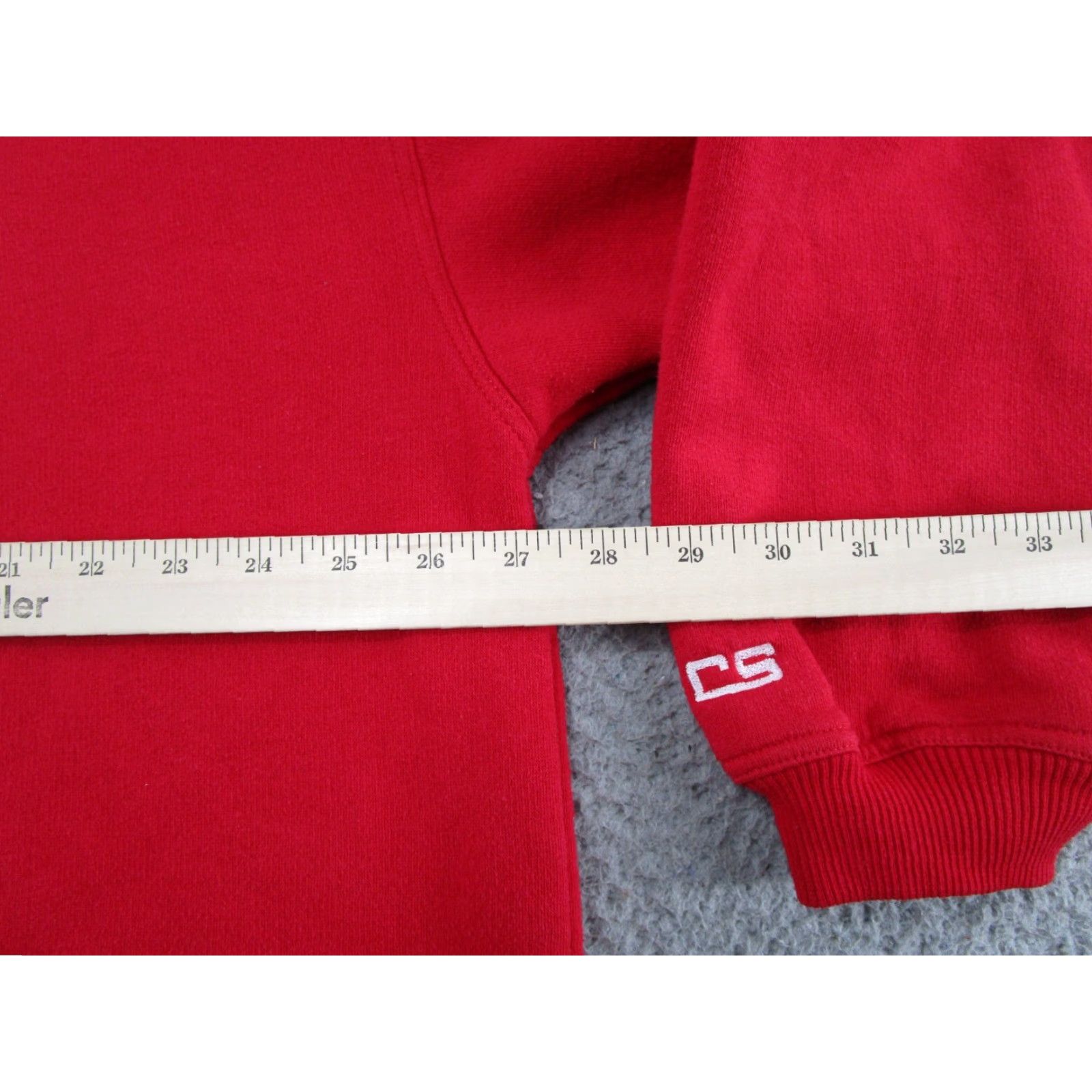 Vintage VTG Crable Sweatshirt Logos Wisconsin Badgers Embroidered Red Crew Neck Long Sleeve XL Men’s Pullover Sports 90s Vintage Hoodie All Seasons Size US XL / EU 56 / 4 - 5 Thumbnail