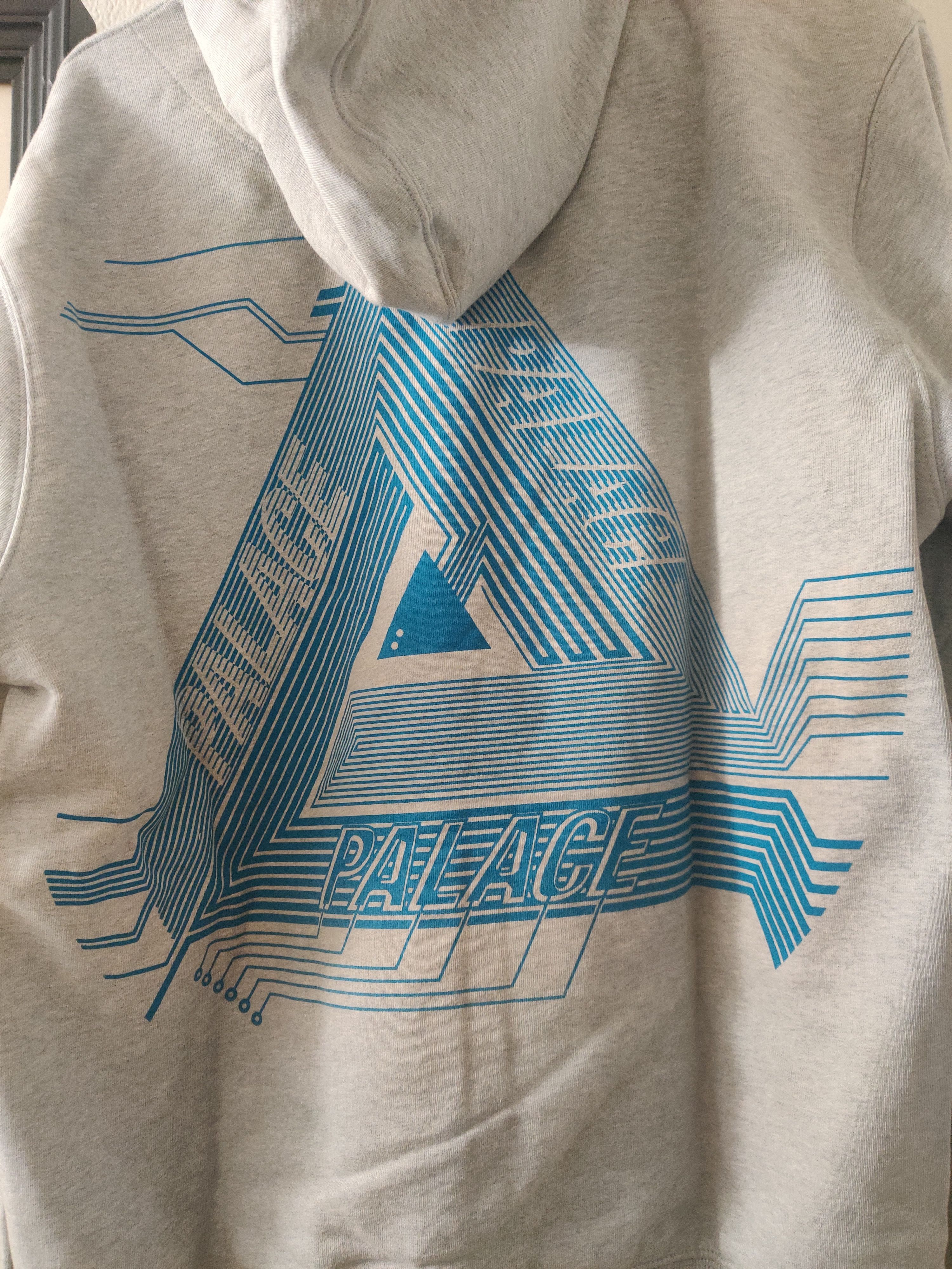 Palace Palace Surkit Hood Size US M / EU 48-50 / 2 - 5 Thumbnail