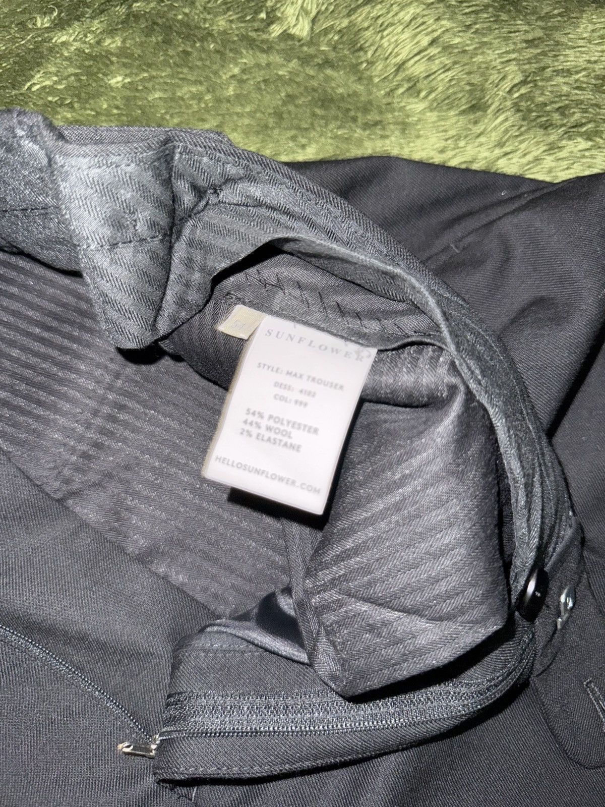 Sunflower [54] SUNFLOWER Pintuck Loose-Fit Trousers slacks black Size 54R - 4 Thumbnail