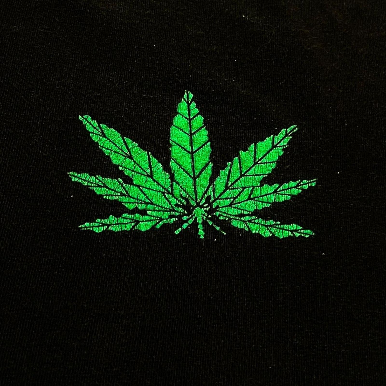 Other Vintage Faded Skull x Weed Grunge Style T-Shirt Size US XL / EU 56 / 4 - 2 Thumbnail