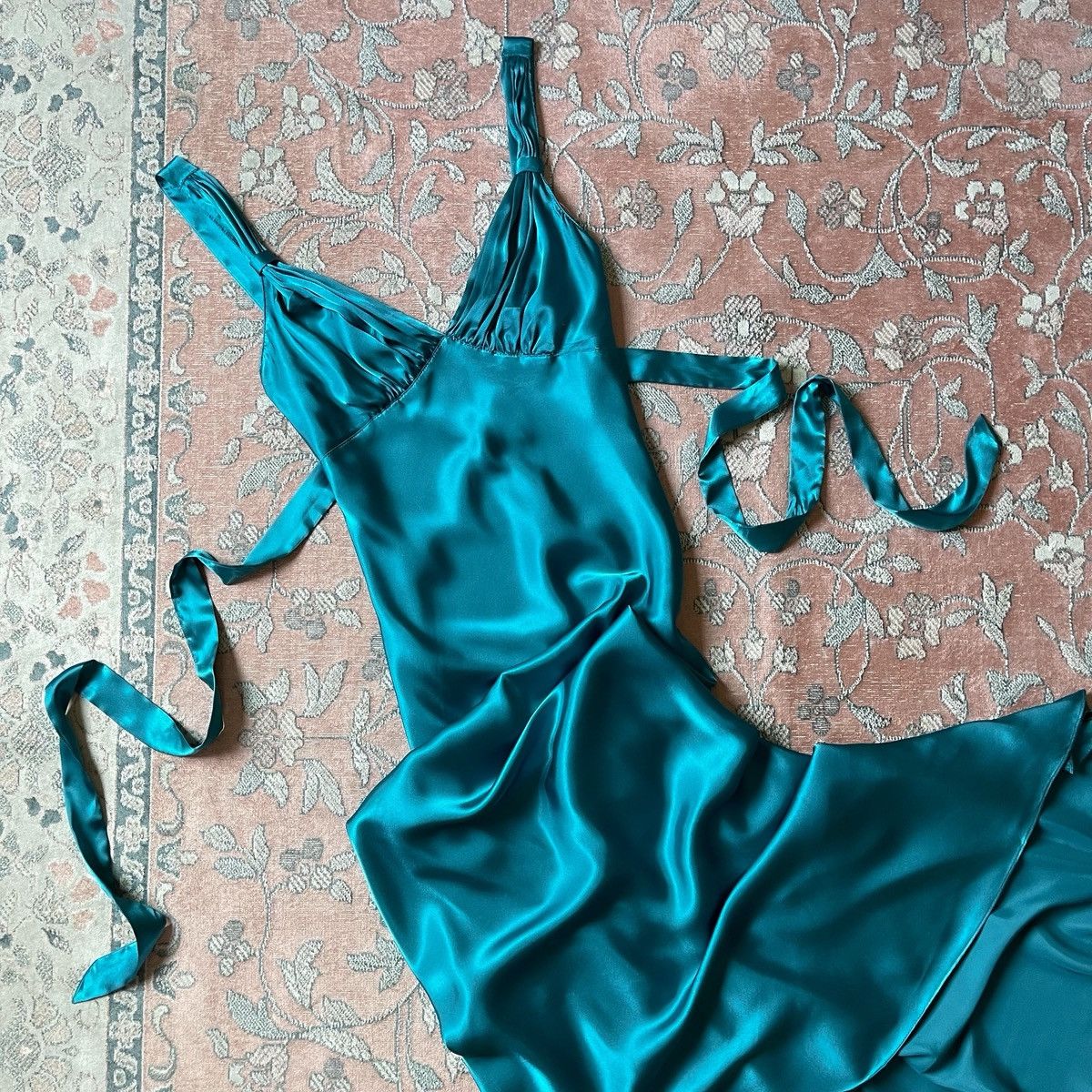Vintage Vintage Jonquil Teal Satin Slip Gown (M–L) Size L / US 10 / IT 46 - 12 Thumbnail