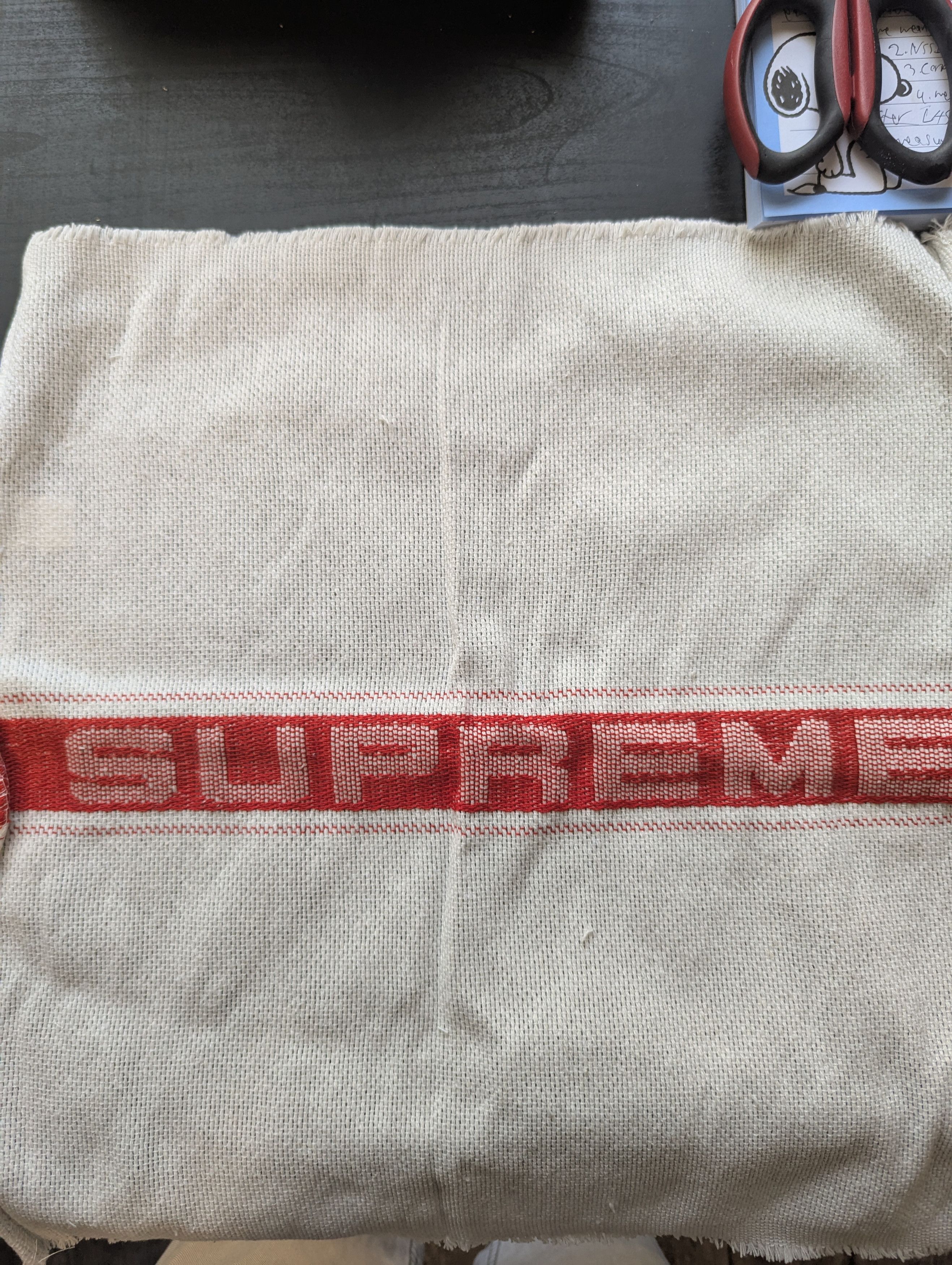Supreme Supreme Shop Towel Red Size ONE SIZE - 1 Preview