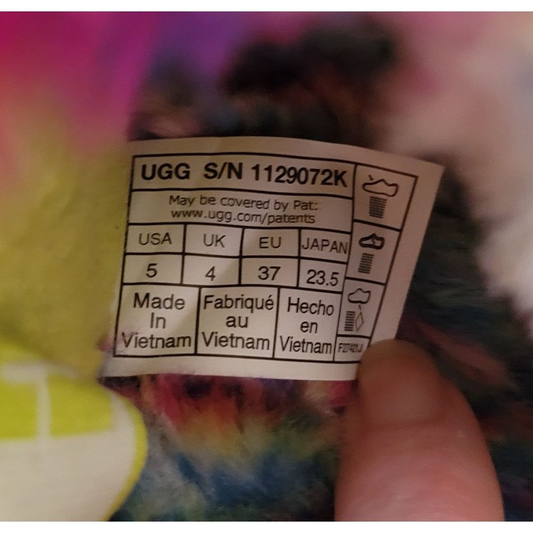 Ugg UGG Fluff Yeah Slide Slippers 6 Furry Cozy Strap Rainbow Pix Size US 6 / IT 36 - 2 Thumbnail