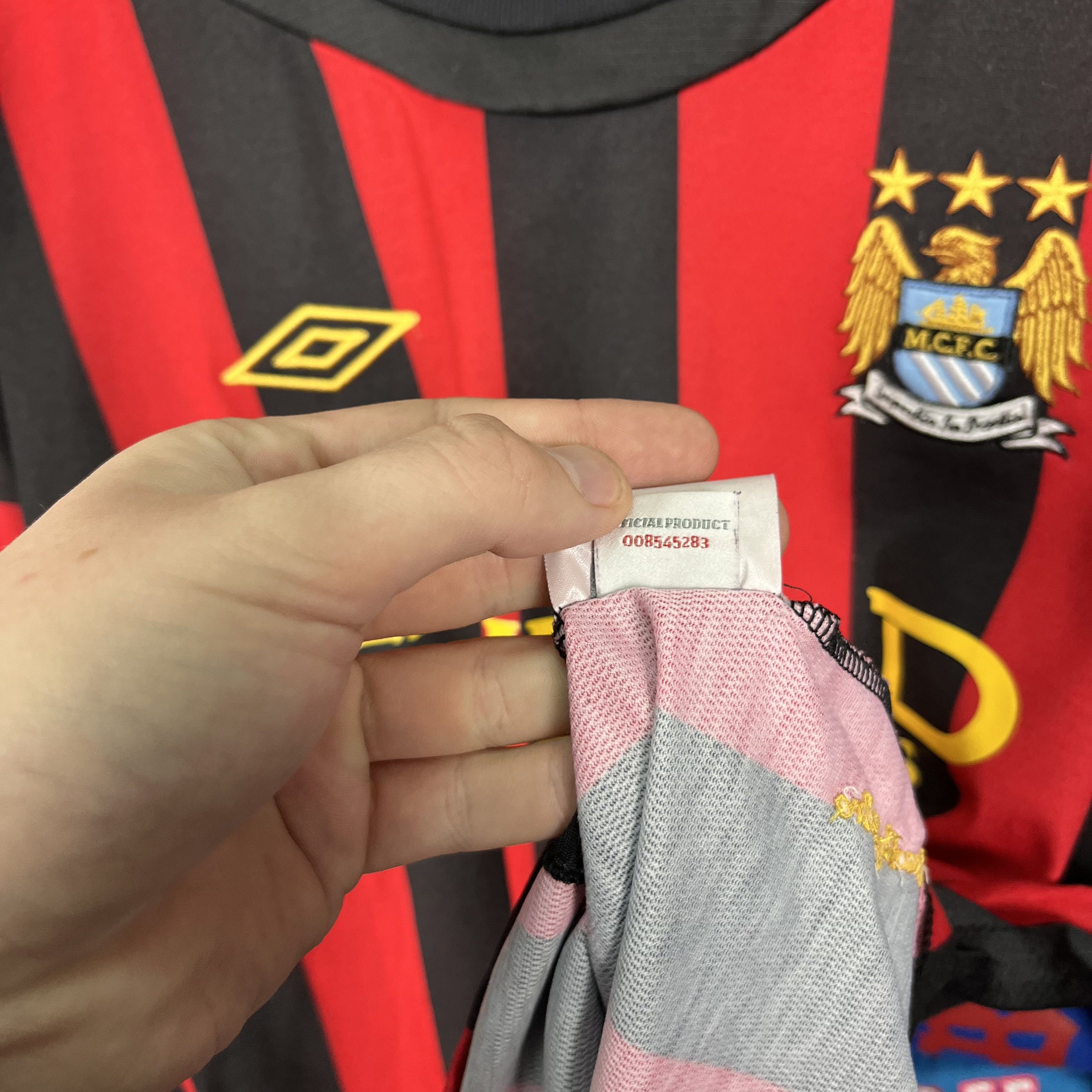Umbro 2011/12 UMBRO MANCHESTER CITY AWAY SOCCER JERSEY SHIRT Size US M / EU 48-50 / 2 - 7 Thumbnail