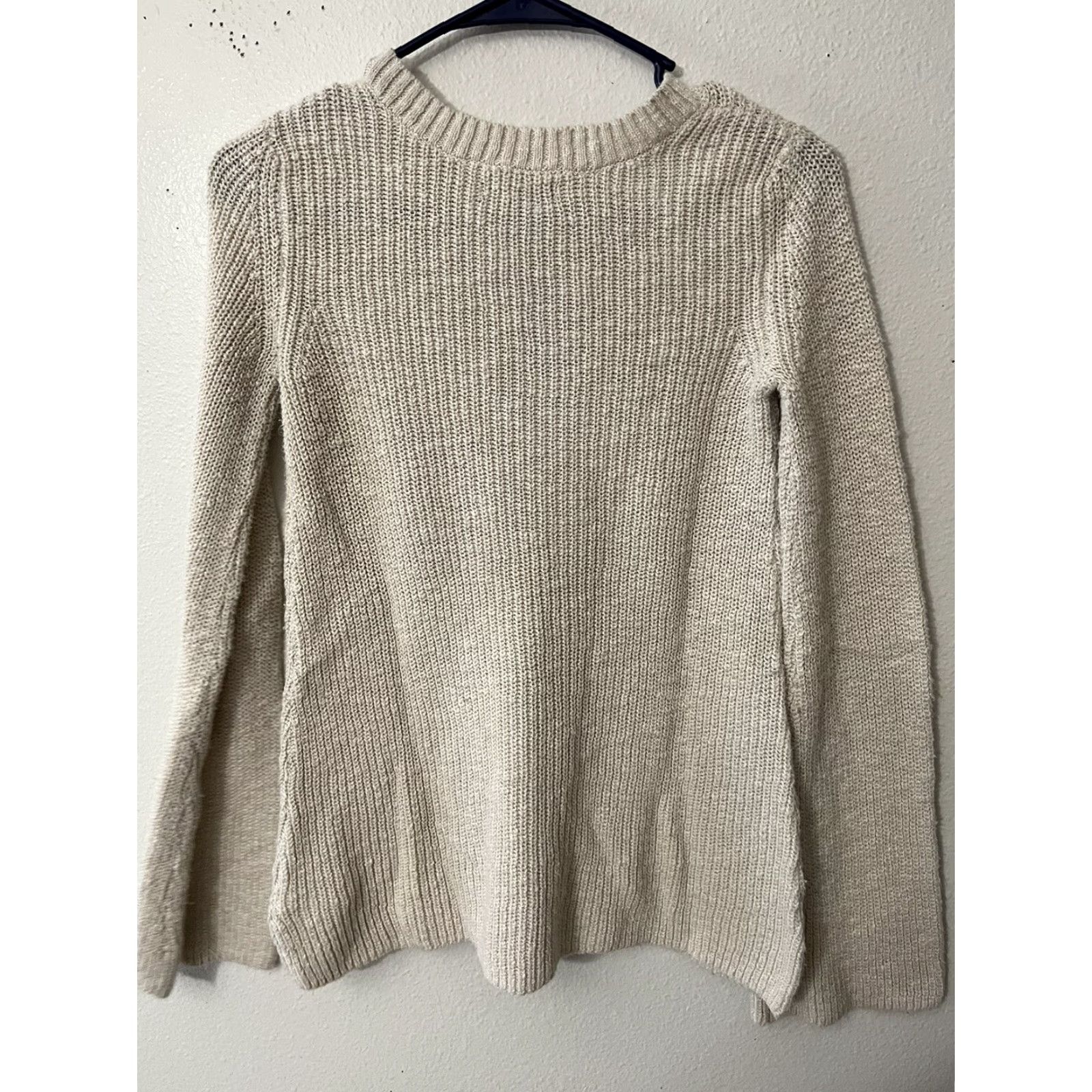 American Eagle Outfitters VINTAGE American Eagle Outfitters Sweater Shirt Women XS Beige Knit V-Neck Long Sleeve 90s Mens Womens? Size XS / US 0-2 / IT 36-38 - 3 Thumbnail