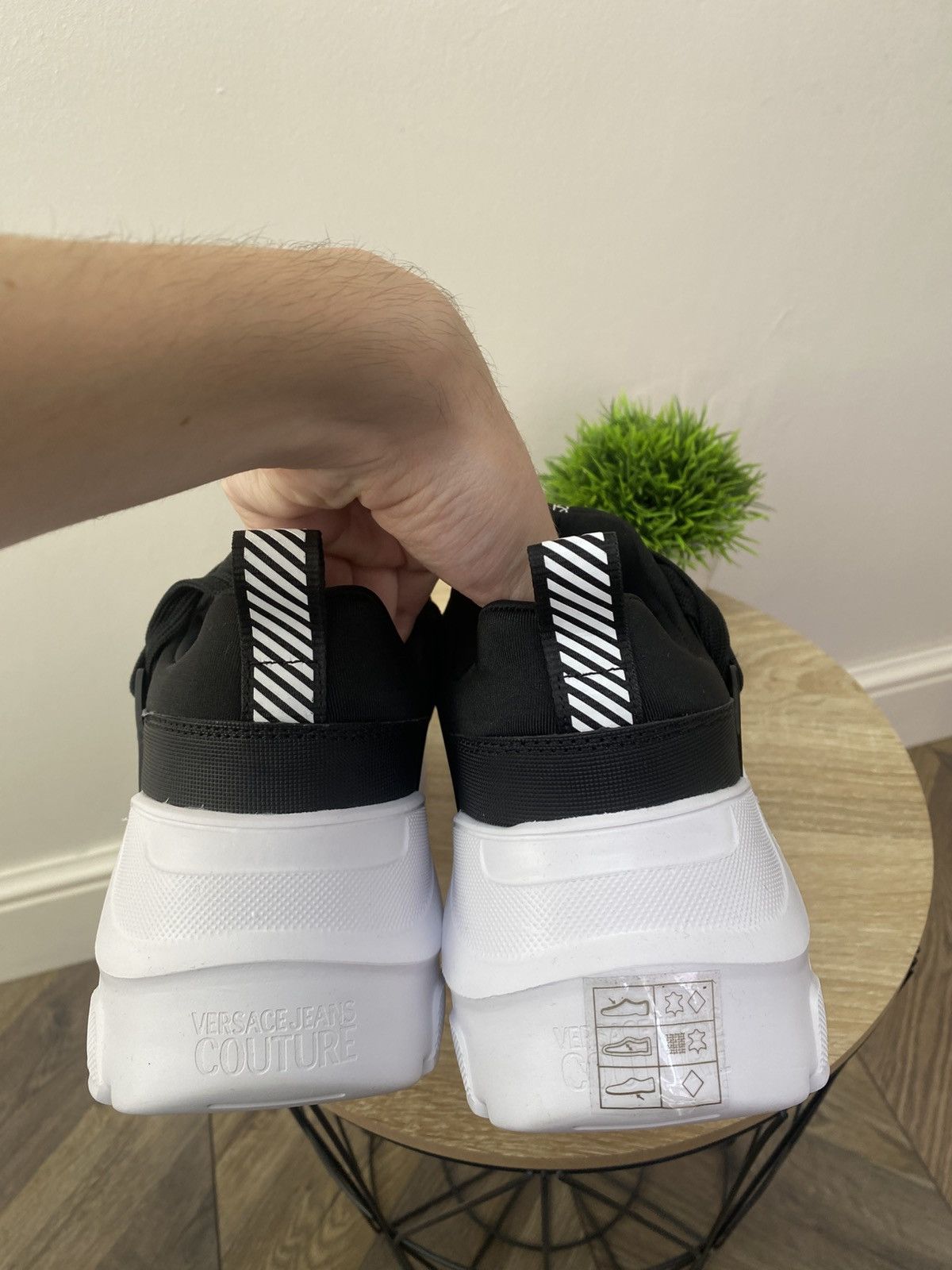 Versace Jeans Couture Versace Jeans Couture Sneakers 74YA3SC6 Size US 9 / EU 42 - 6 Thumbnail
