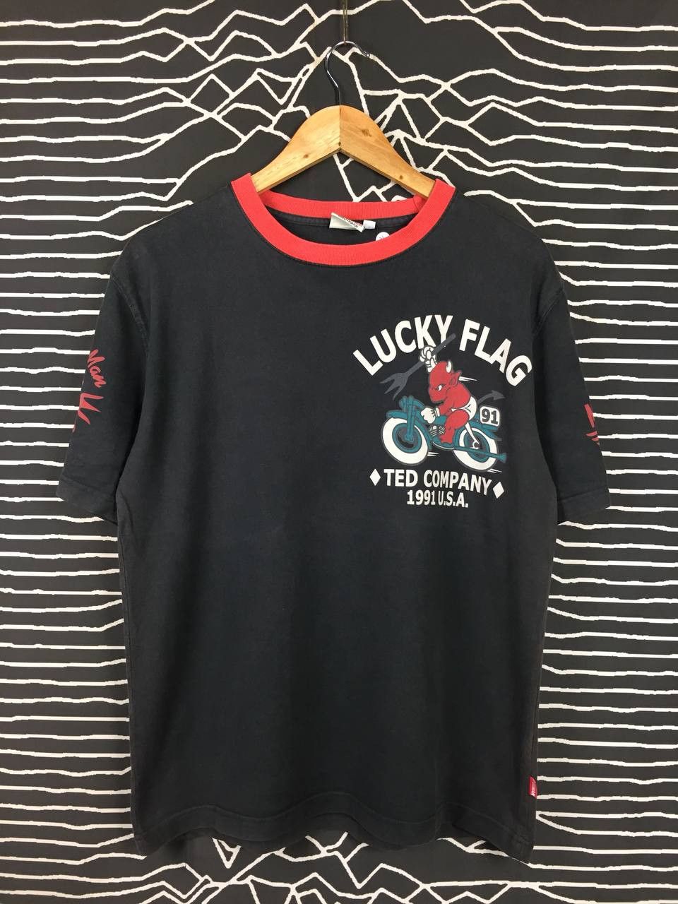 Japanese Brand Ted Company Lucky Flag Devil's Motorcycle Races Tee Size US L / EU 52-54 / 3 - 6 Thumbnail