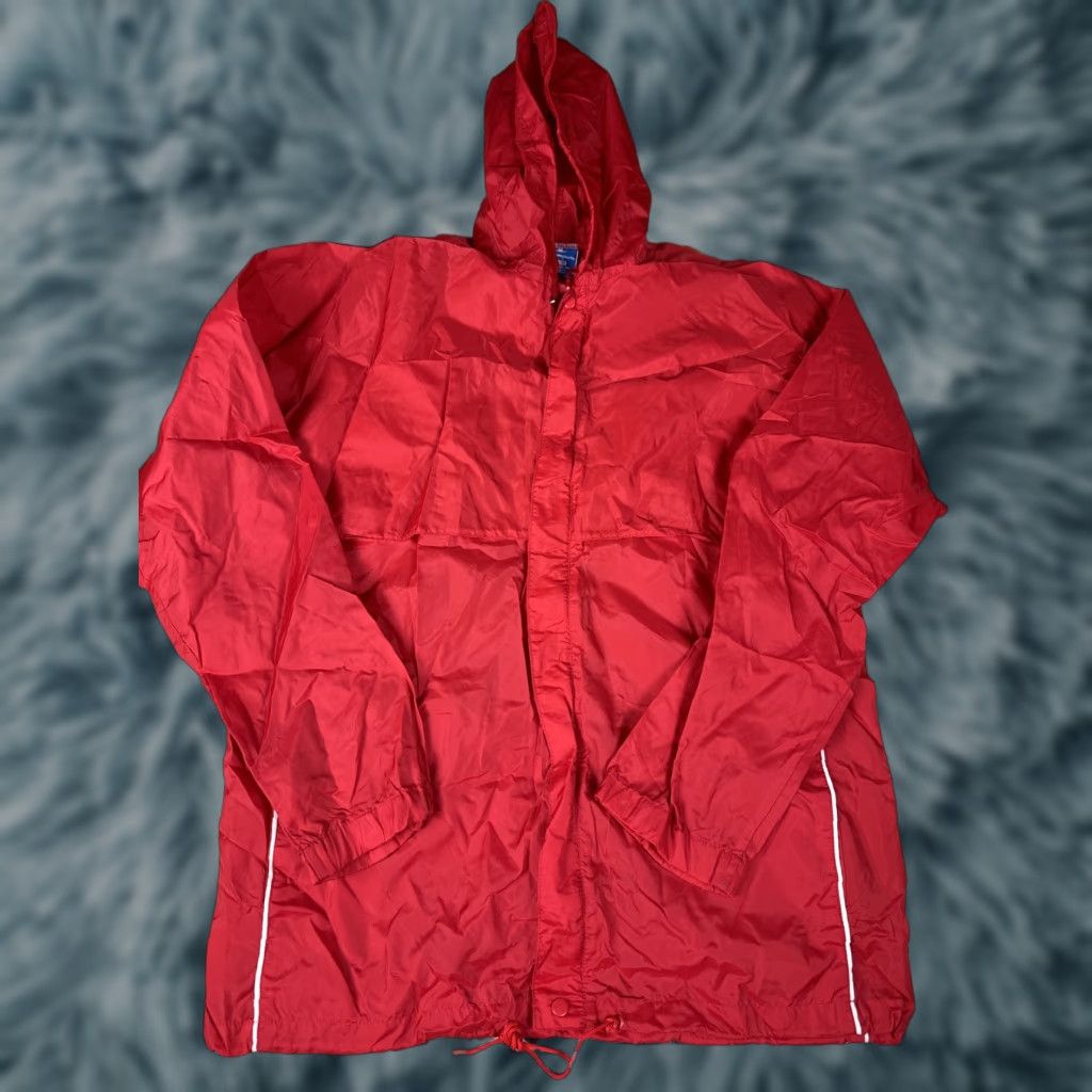Champion VINTAGE Champion Windbreaker Jacket Red M Mens Hoodie Light Jacket Sz M Size US M / EU 48-50 / 2 - 1 Thumbnail