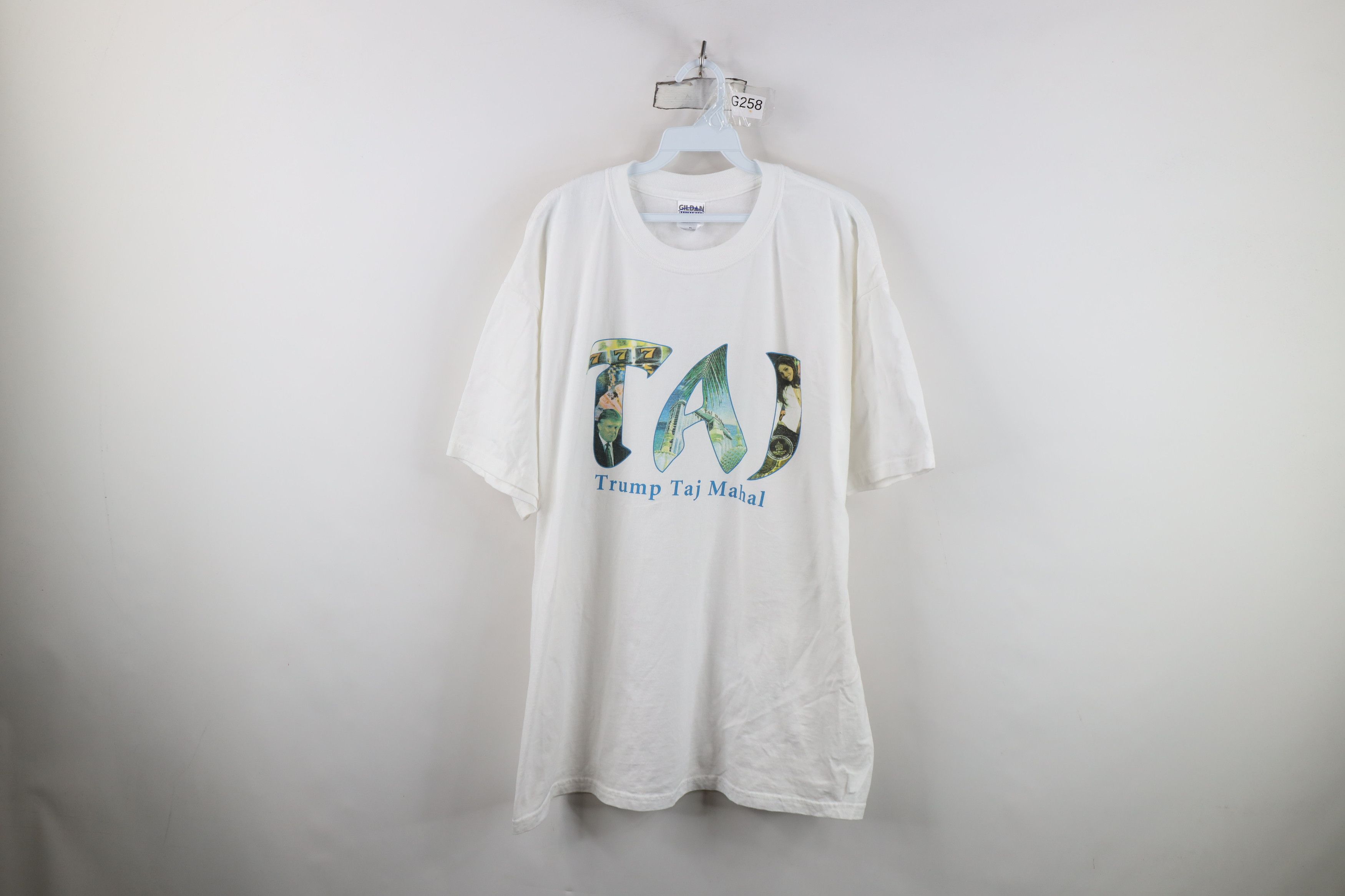 Vintage Vintage Y2K Spell Trump Taj Mahal Short Sleeve T-Shirt White Size US XL / EU 56 / 4 - 1 Thumbnail