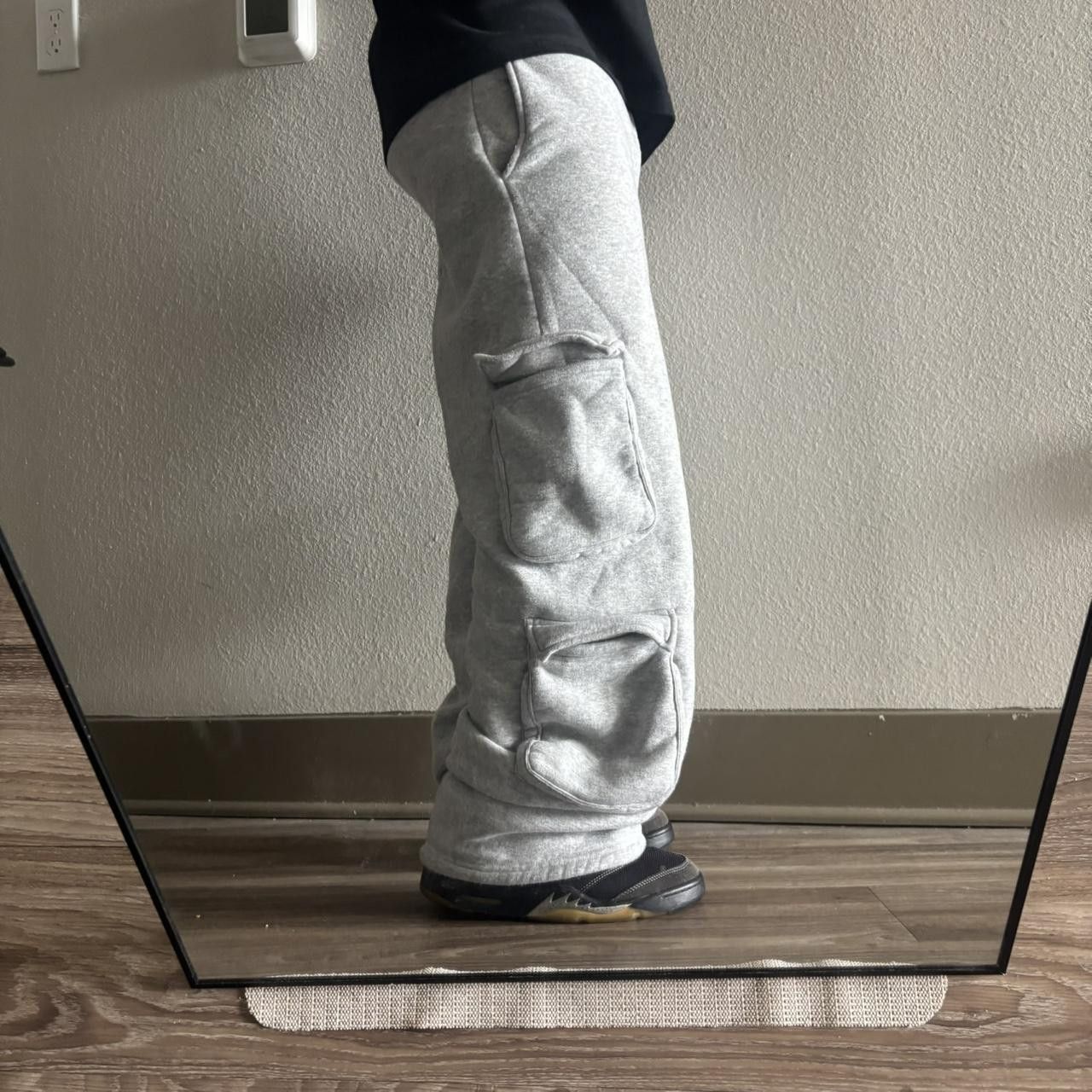 Vintage Crazy Vintage Y2K/2000s Baggy Grey Cargo Streetwear Sweatpants! Fits S Size US 30 / EU 46 - 1 Thumbnail