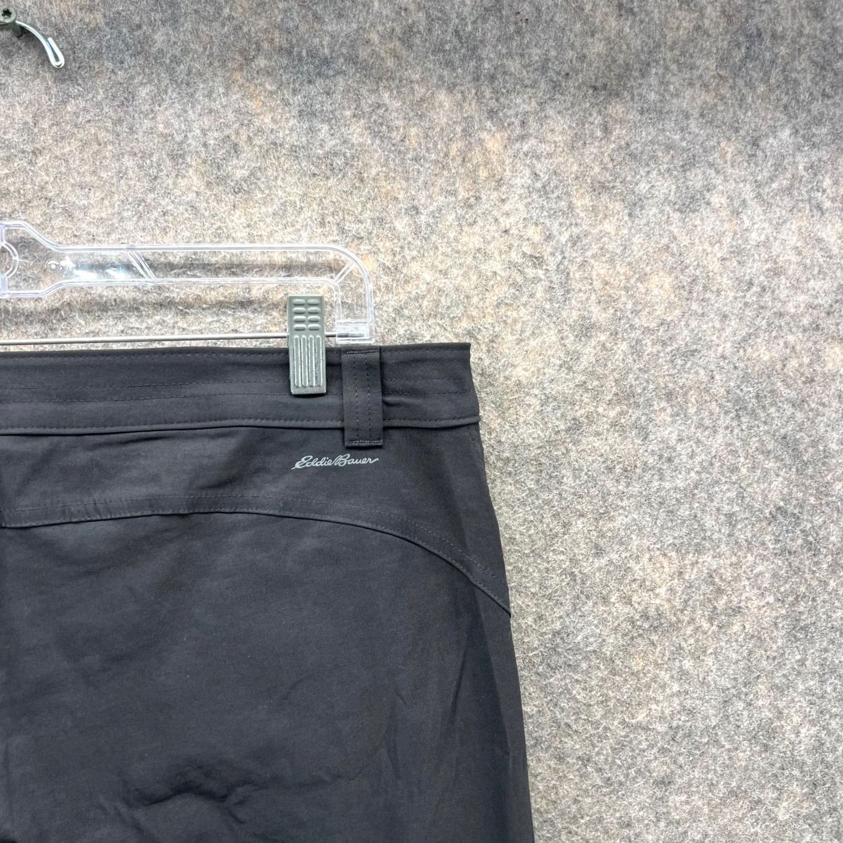 Eddie Bauer VINTAGE Eddie Bauer Pants Women 16W Black Capri Flat Front Casual Dress Straight Leg Size 26" / US 2 / IT 38 - 3 Thumbnail
