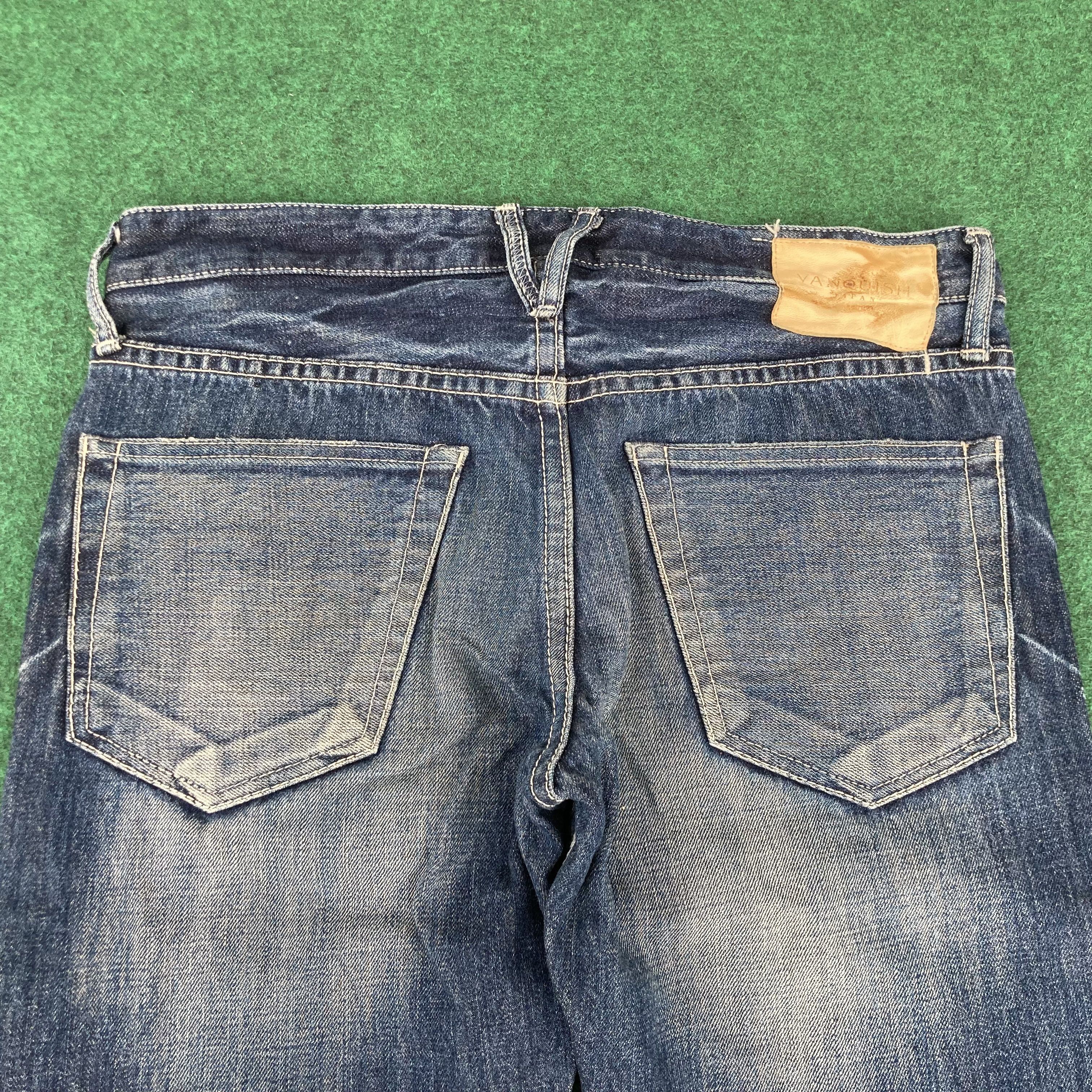 Vanquish 32x32.5 VANQUISH flared JAPAN Washed distressedJeans Size US 32 / EU 48 - 12 Thumbnail