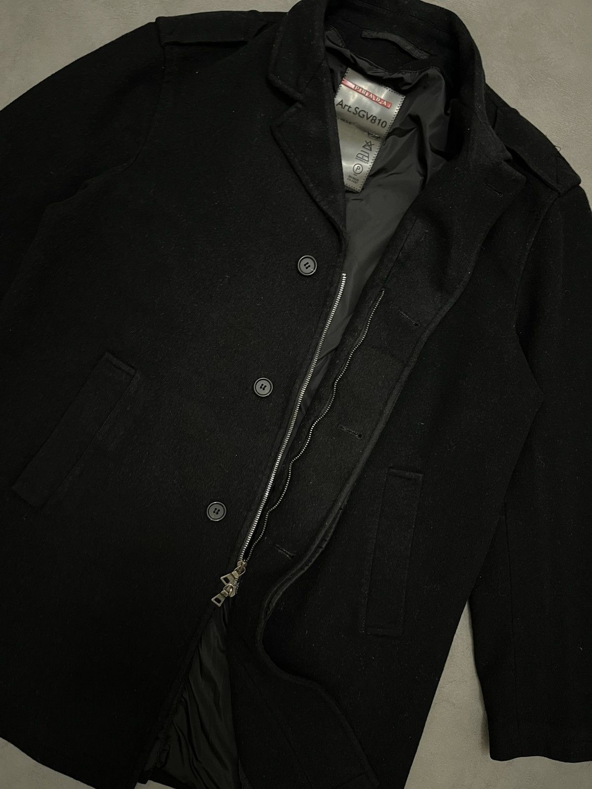 Prada PRADA Men’s black Wool coat size L (52) SGV810 Size US L / EU 52-54 / 3 - 3 Thumbnail