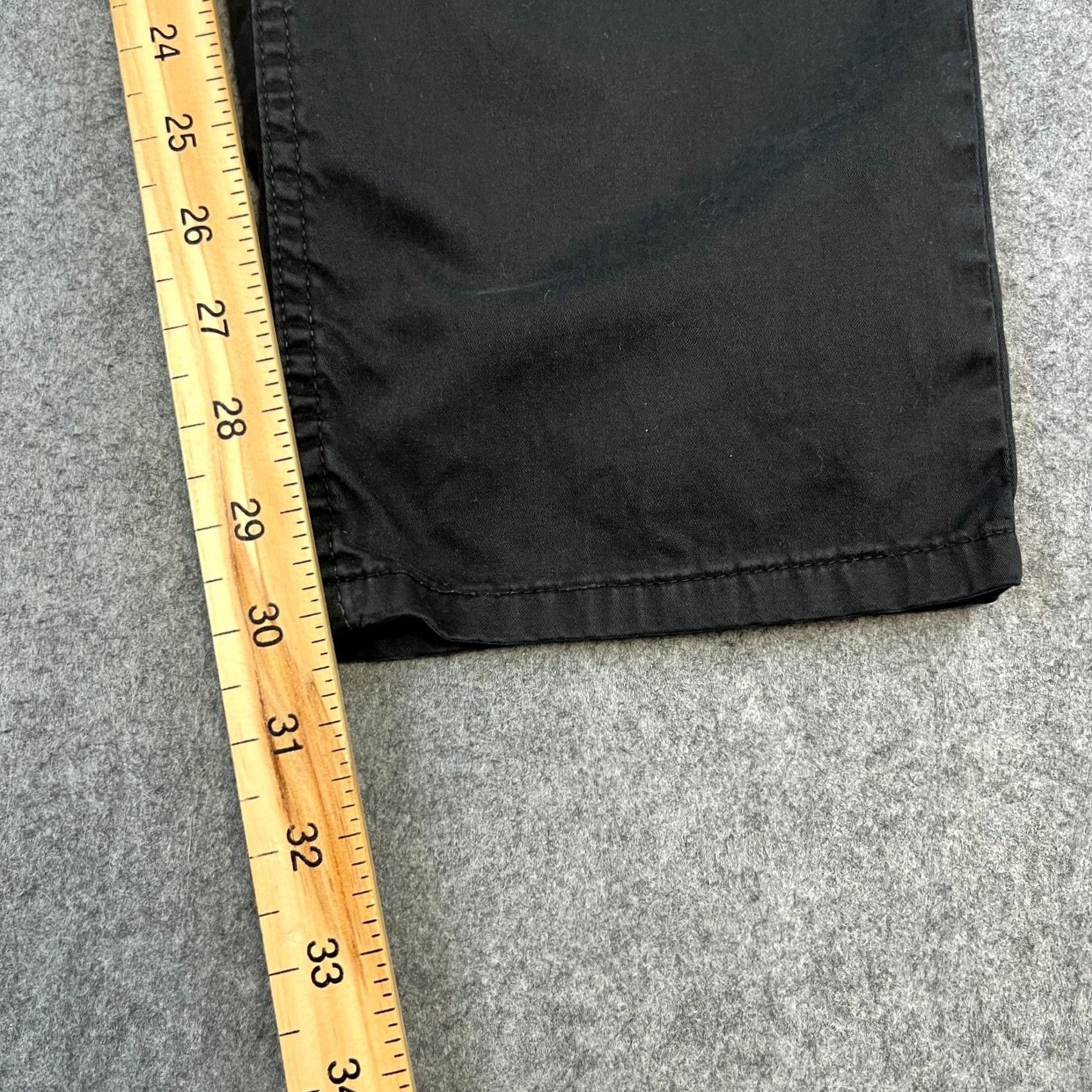 Hugo Boss Hugo Boss Mens Chino Trousers Pants Slim Tapered Fit 36 32 Black Stretch Preppy Chino Trousers Slim Tapered Mens Black 36 32 Size US 36 / EU 52 - 4 Thumbnail