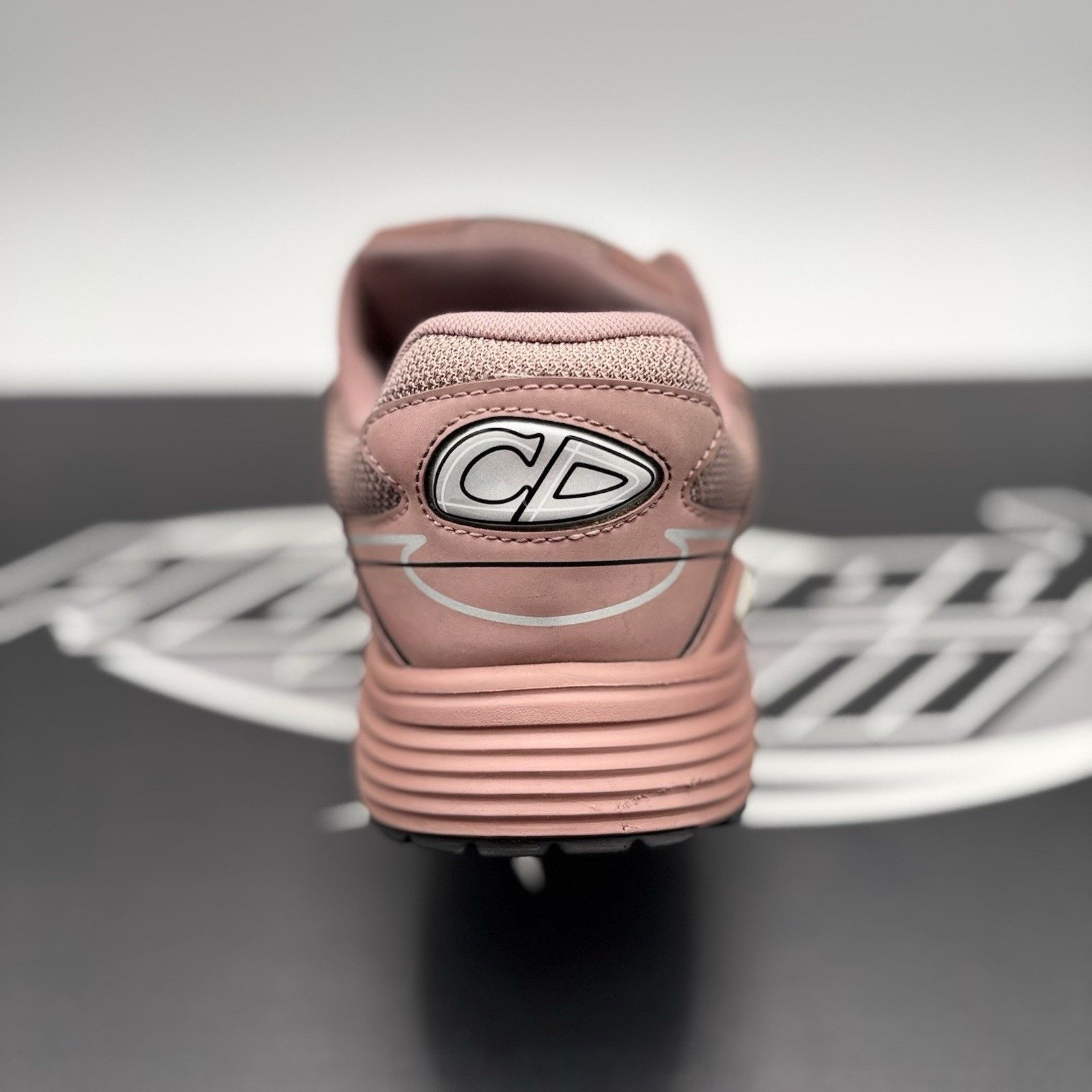 Dior Dior B30 Reflective Sneaker ' Rust Pink ' | GOOD CONDITION! Size US 11 / EU 44 - 3 Thumbnail