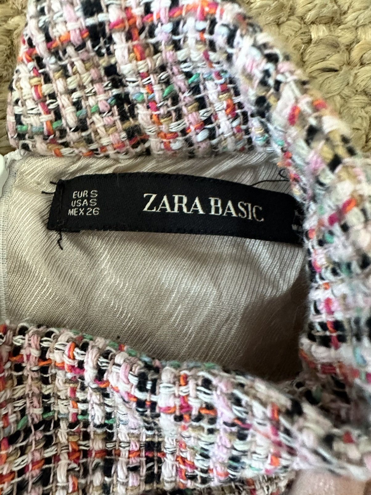Zara ZARA TWEED ROMPER WITH CHAIN SIZE SMALL Size 27" / US 4 / IT 40 - 7 Thumbnail
