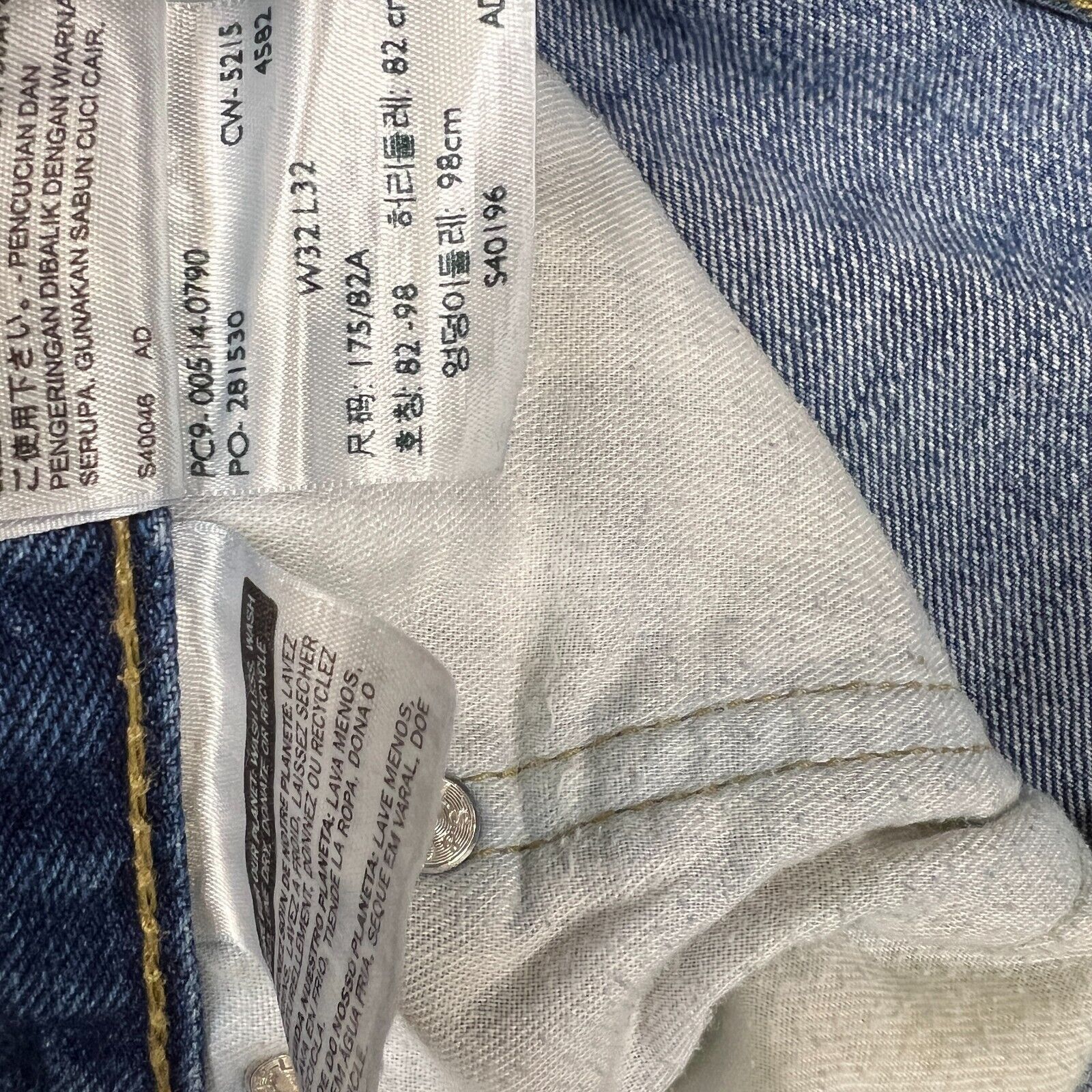 Levi's × Vintage Levi's 514 Jeans 32x31 Straight Fit American Denim Pants Size US 32 / EU 48 - 9 Thumbnail
