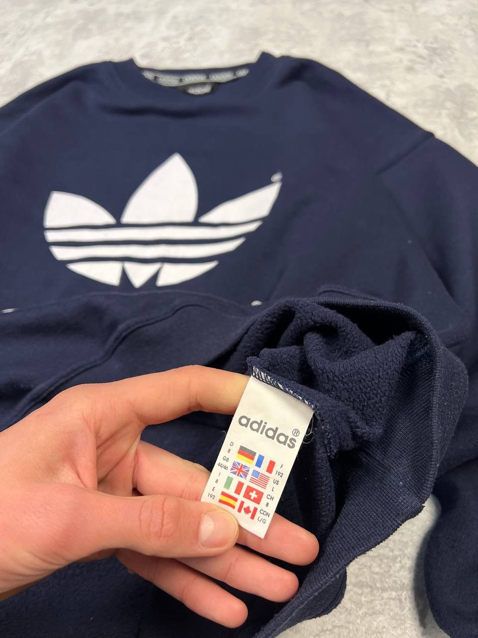 Adidas Vintage Adidas Sweatshirt Big Logo Size US L / EU 52-54 / 3 - 10 Thumbnail