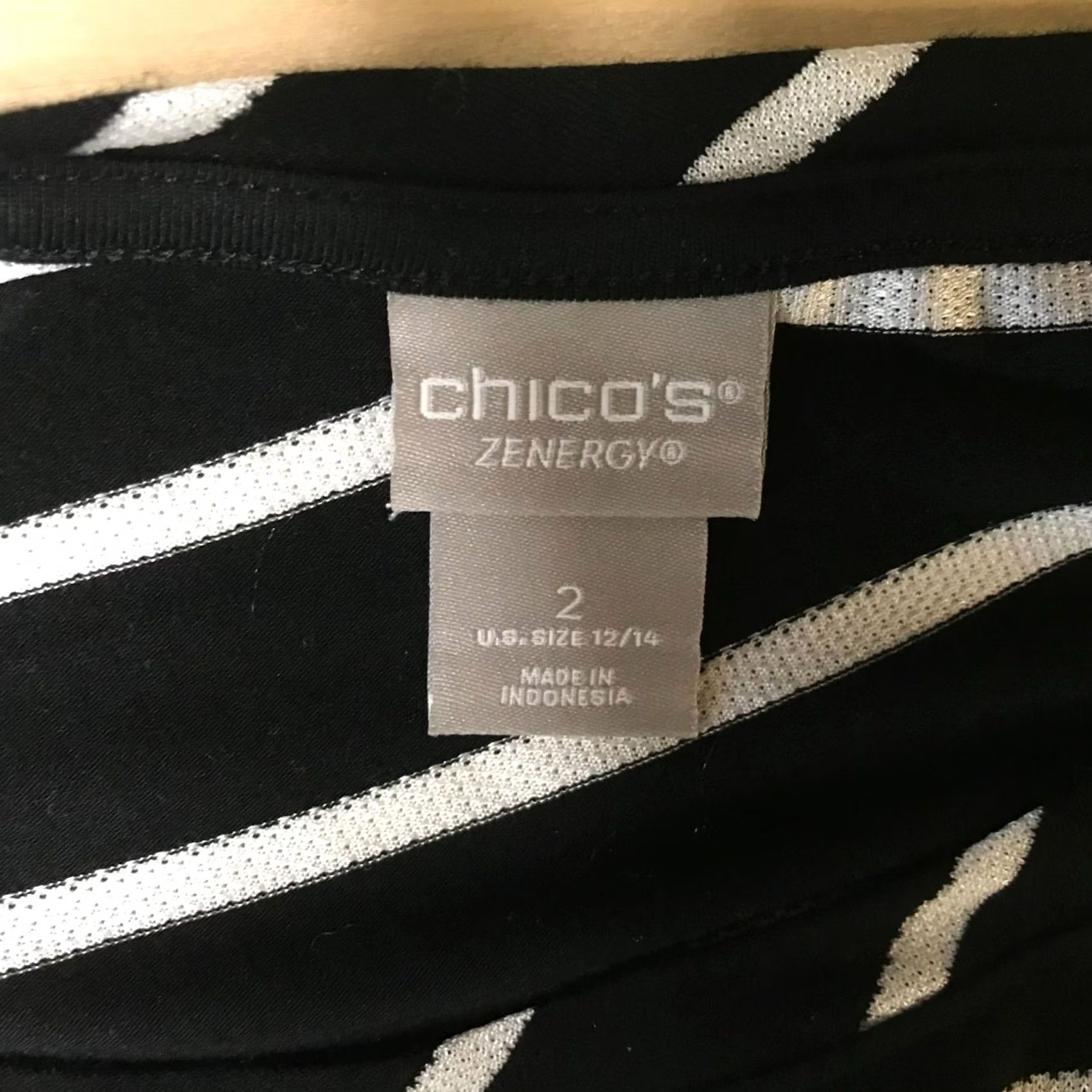 Vintage CHICO'S WOMEN'S BLACK WHITE STRIPE 3/4 SLEEVE TUNIC TOP Size 2 Size XS / US 0-2 / IT 36-38 - 7 Thumbnail
