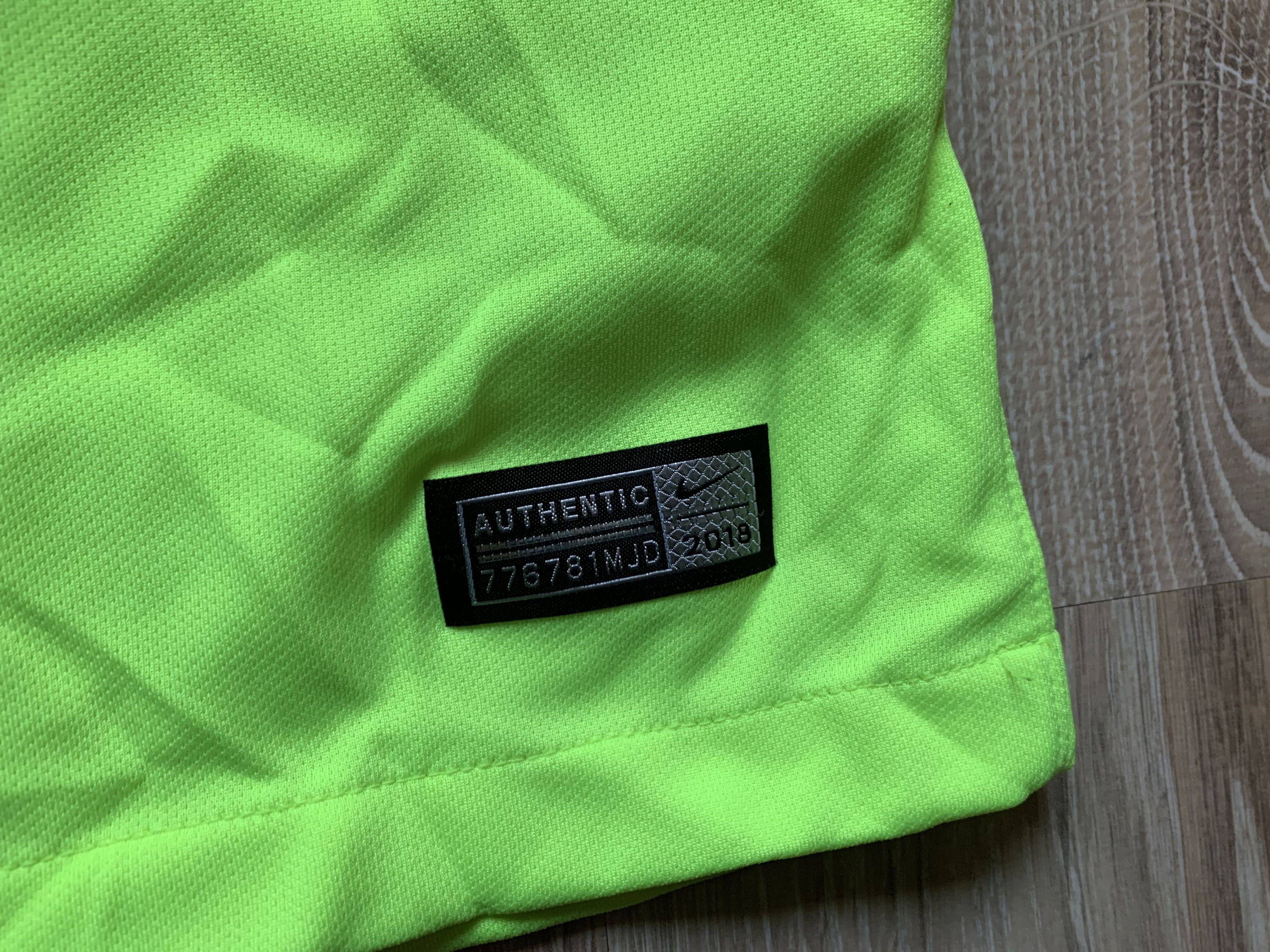Nike × Vintage Nike FC Barcelona Away Shirt Liga Patch 2018-2019 Size US S / EU 44-46 / 1 - 5 Thumbnail
