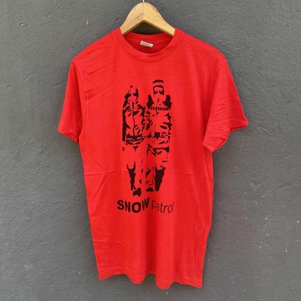 Band Tees Vintage Y2K Snow Patrol Band Europe Tour ERD GRUNGE TEE Size US M / EU 48-50 / 2 - 1 Thumbnail