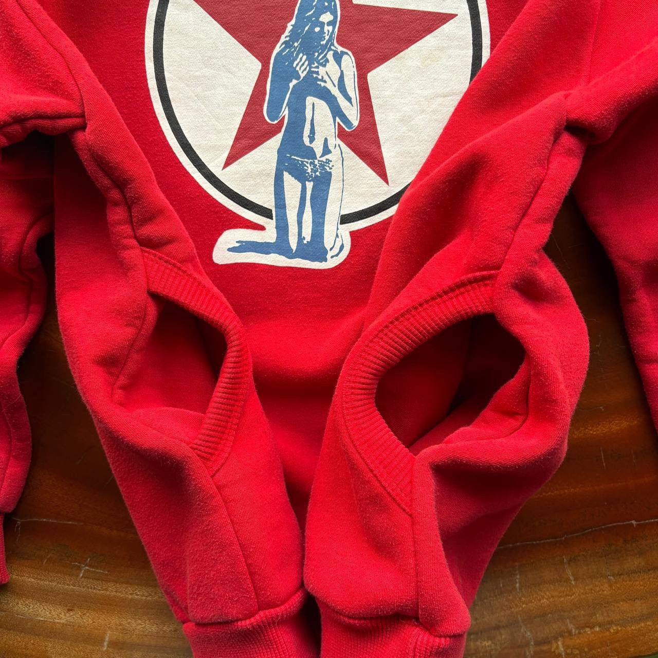 Hysteric Glamour Vintage Hysteric Glamour Sexy Hot Girl Red Hoodie Size US S / EU 44-46 / 1 - 9 Thumbnail