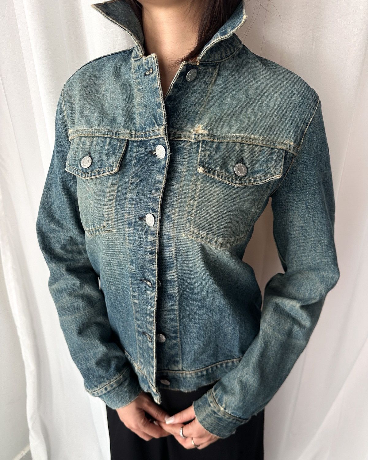 Helmut Lang 1999 Helmut Lang Faded Blue Denim Jacket Size XS / US 0-2 / IT 36-38 - 2 Thumbnail