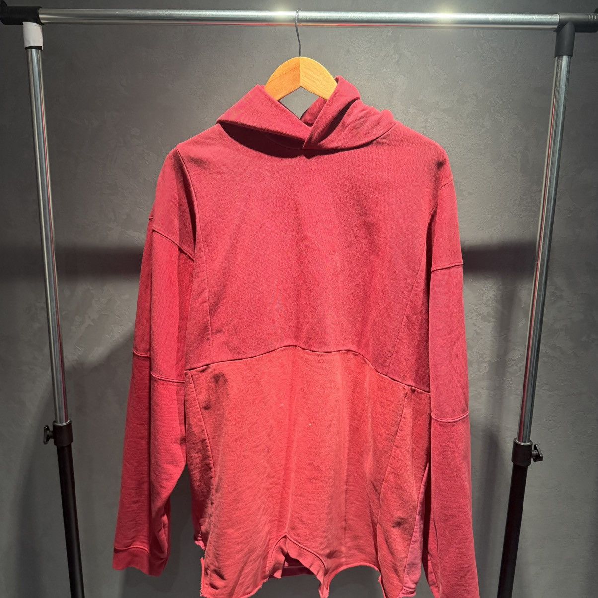 Balenciaga LIMITED EDITION 48/50 Balenciaga reconstructed hoodie Size US XXS / EU 40 - 1 Thumbnail